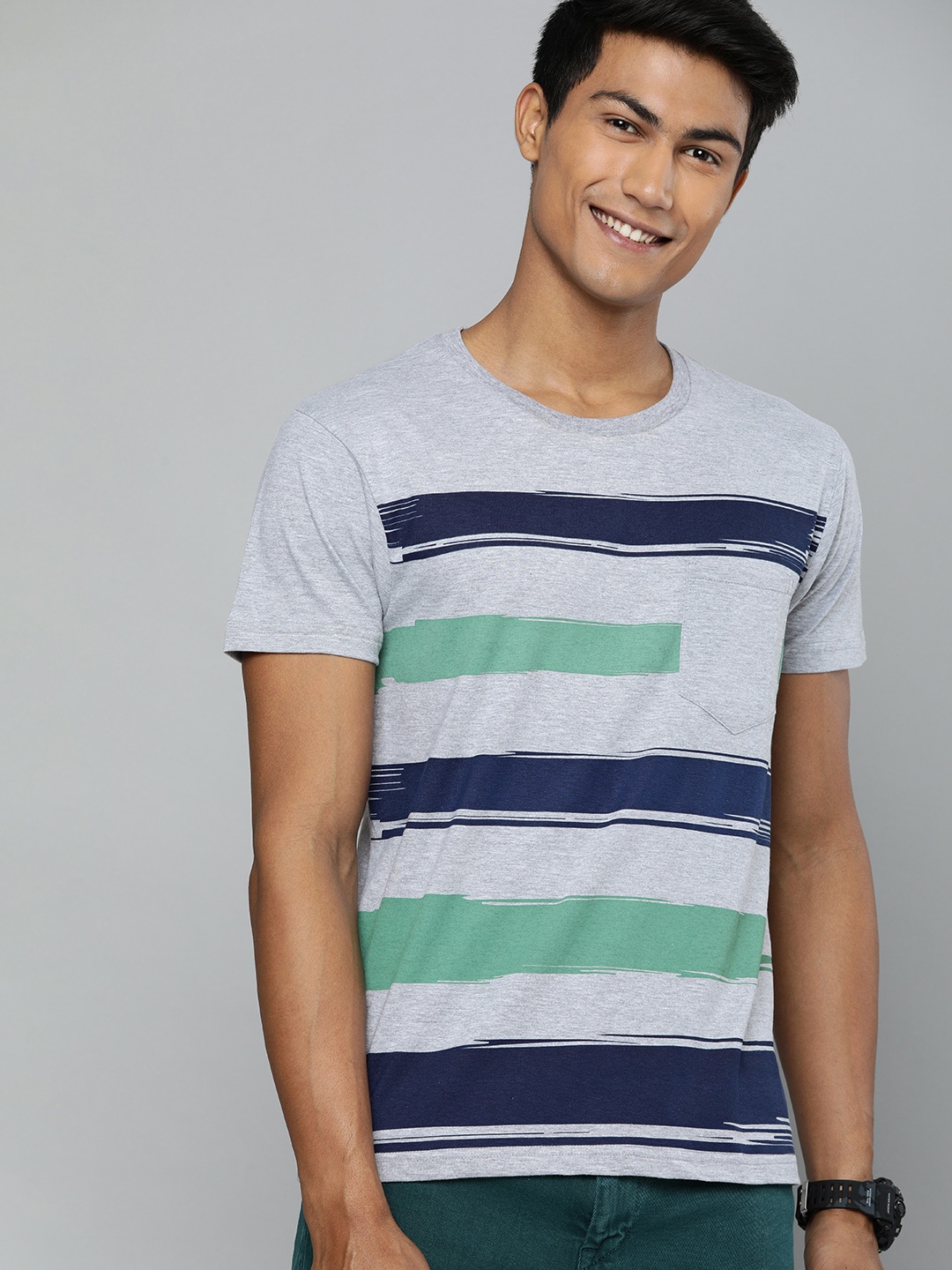 

HERE&NOW Men Grey & Navy Blue Striped Round Neck T-shirt