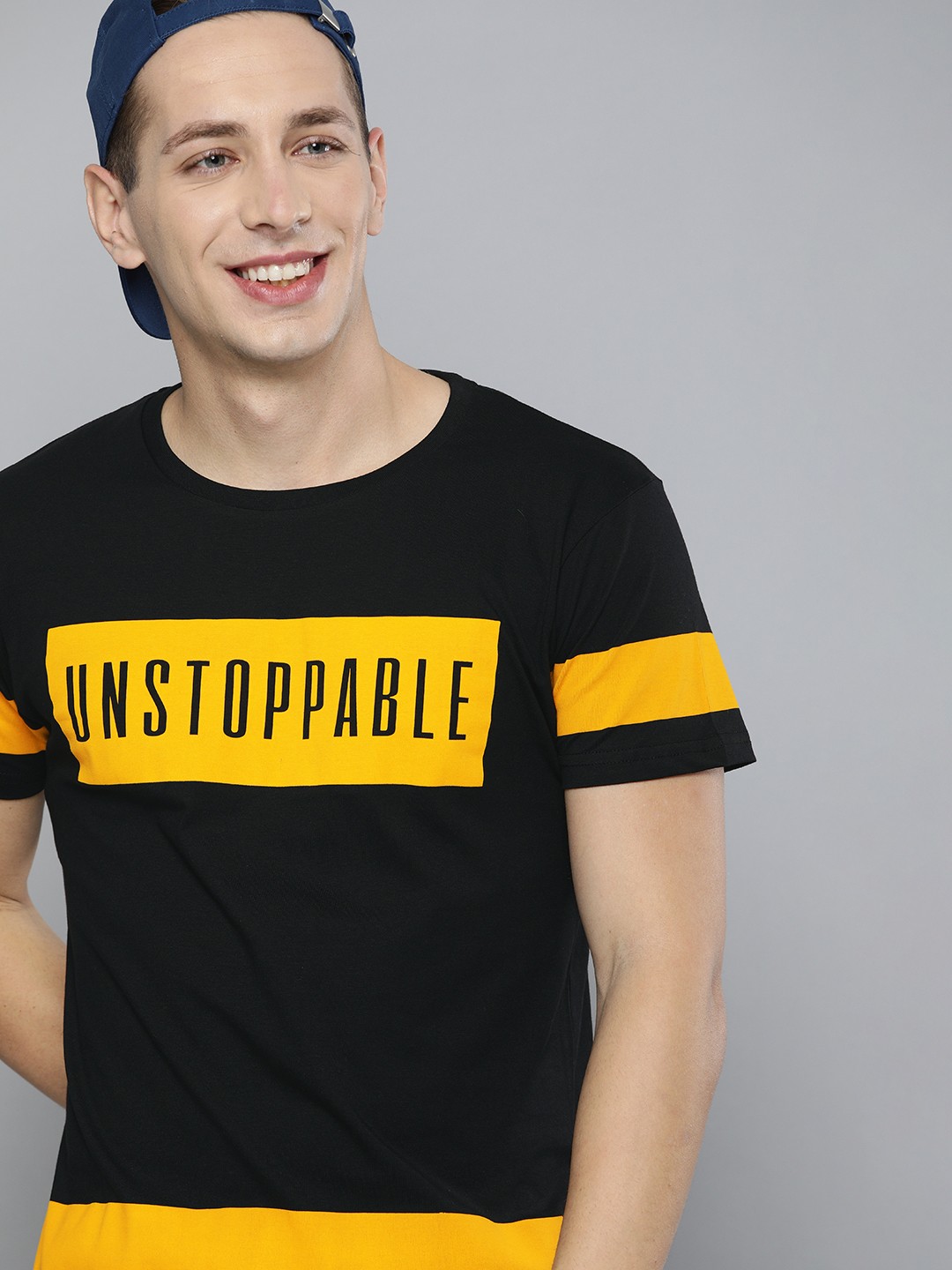 

HERENOW Men Black Printed Round Neck Pure Cotton T-shirt