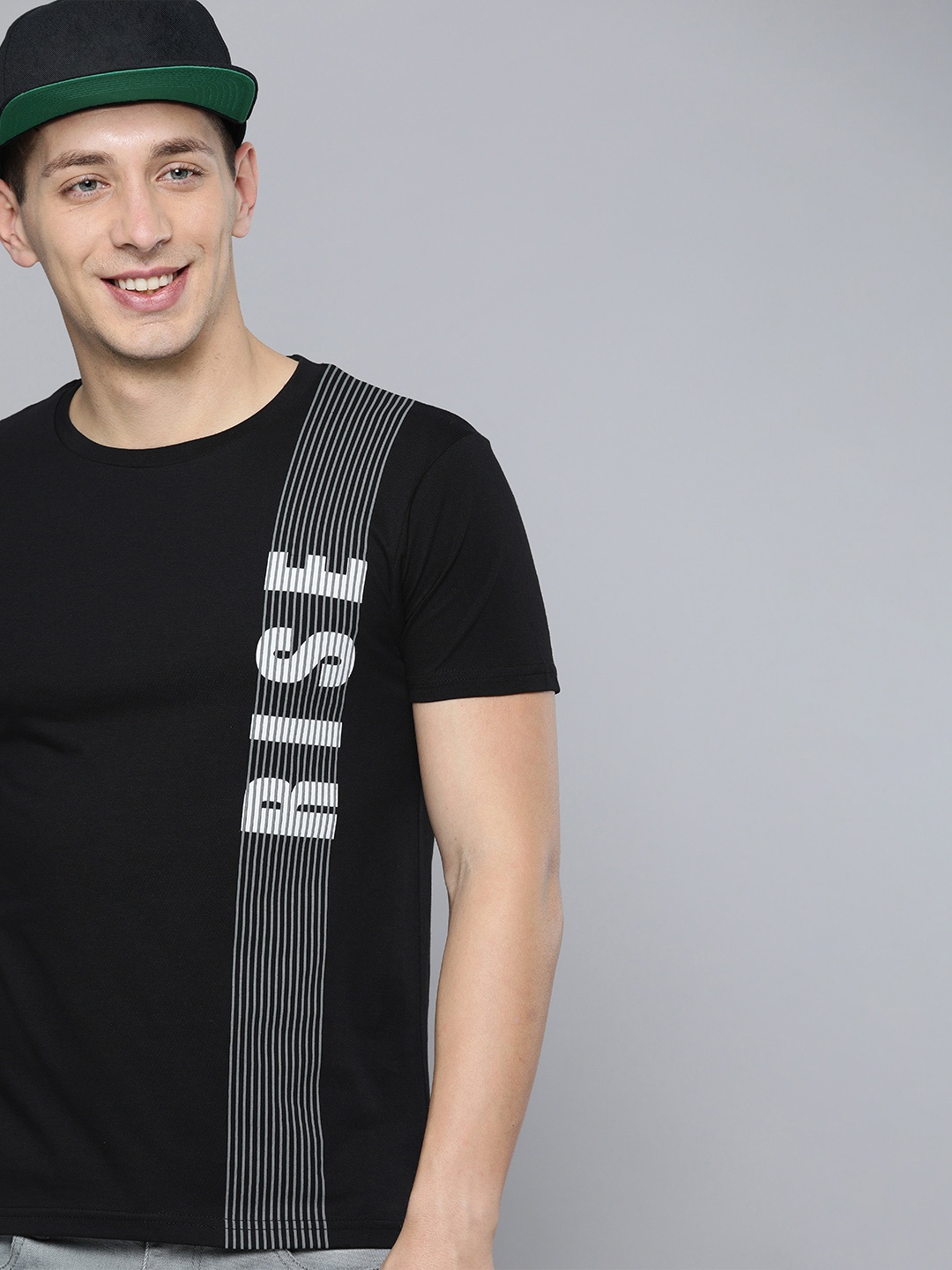 

HERENOW Men Black Printed Round Neck Pure Cotton T-shirt