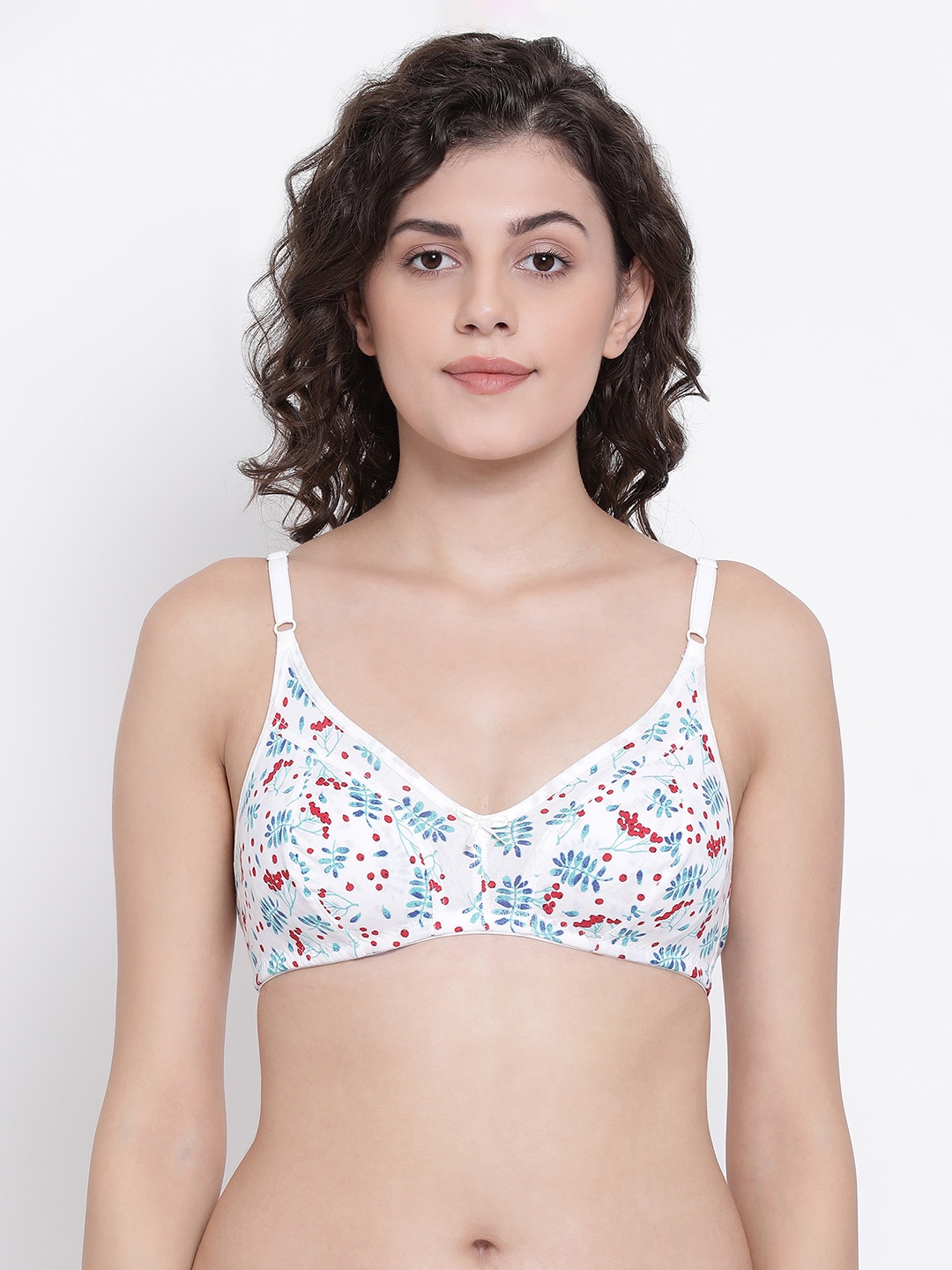 

Clovia White & Blue Printed Non-Wired Non Padded Everyday Bra BR0922V1832B