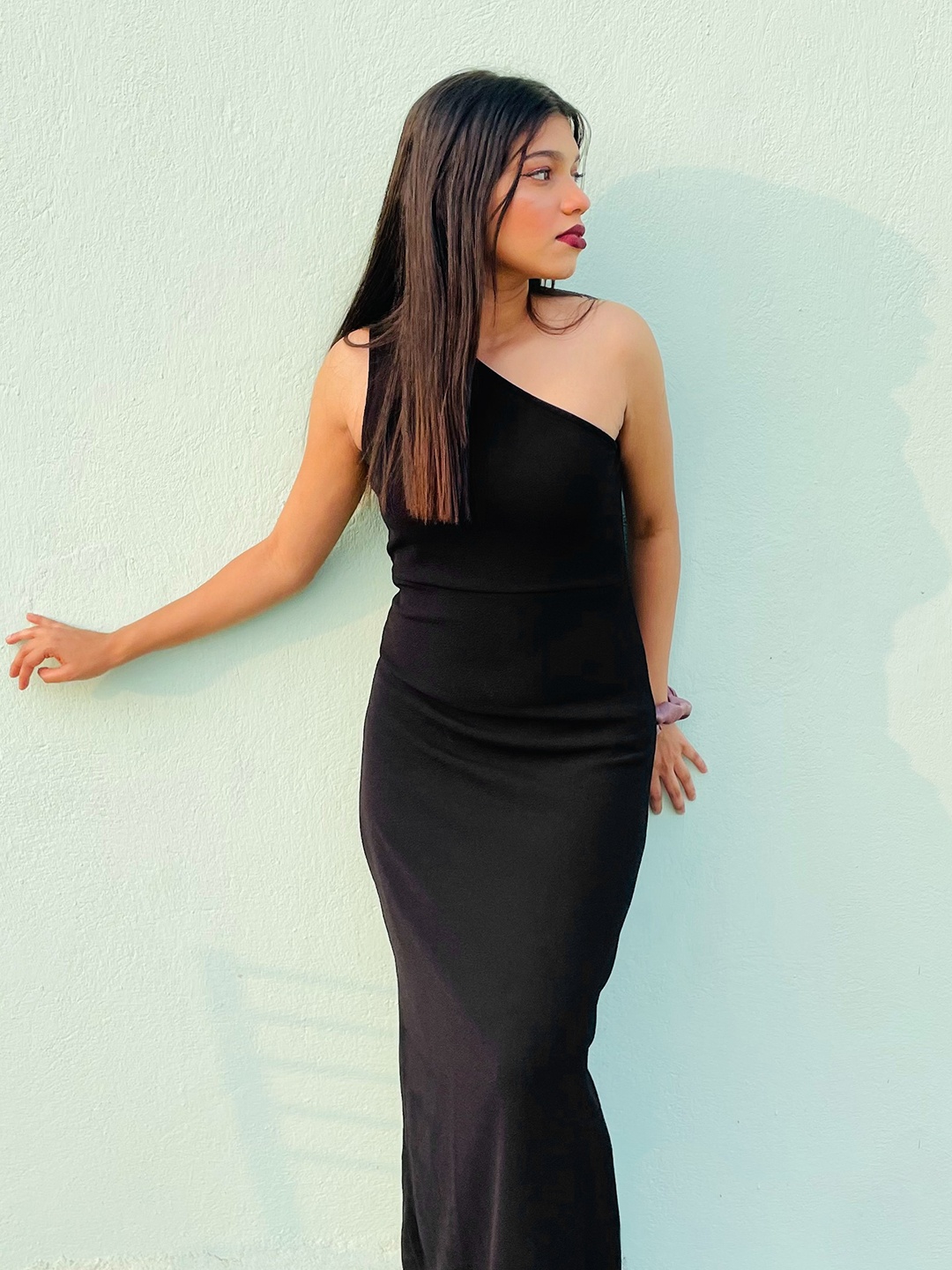 

Tokyo Talkies Black One Shoulder Maxi Dress
