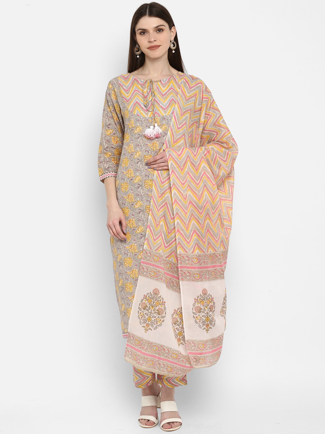 

Vbuyz Women Yellow & Grey Printed Kurta with Trousers & Dupatta
