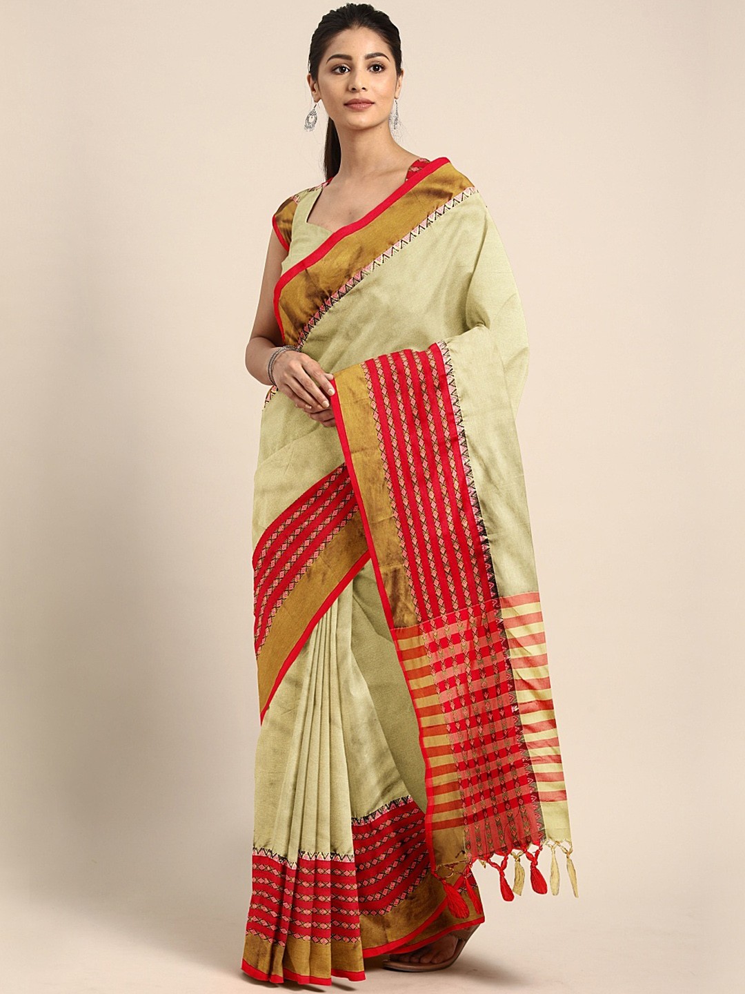 

KALINI Beige Solid Pure Cotton Saree