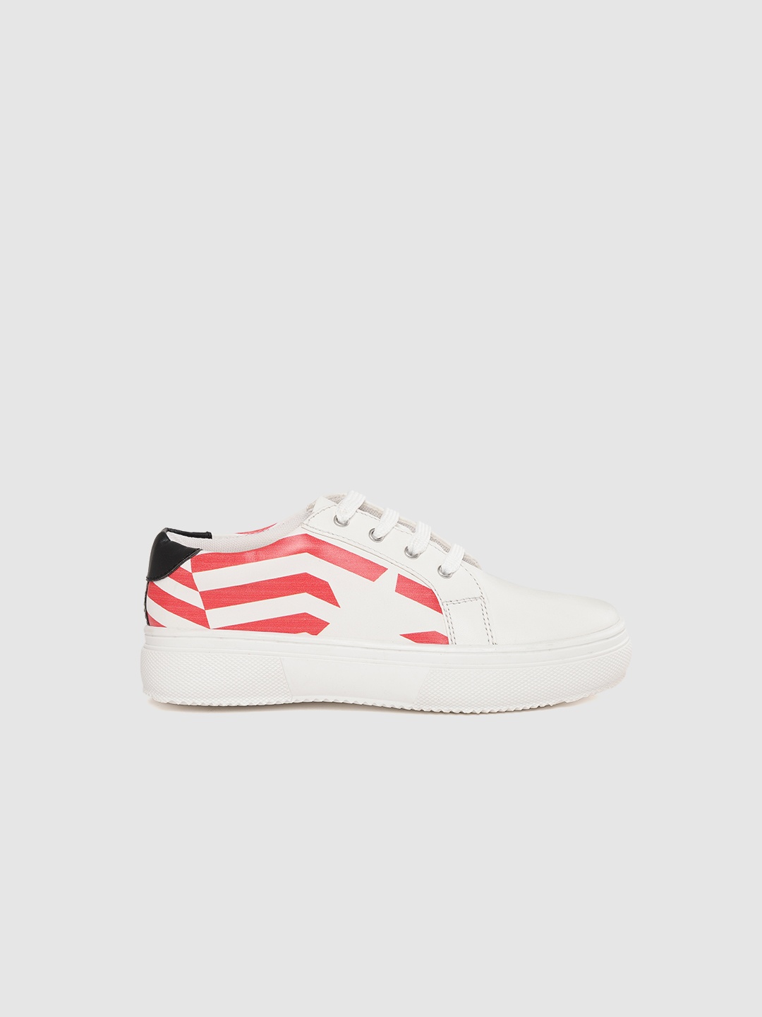 

YK Boys White & Red Printed Sneakers