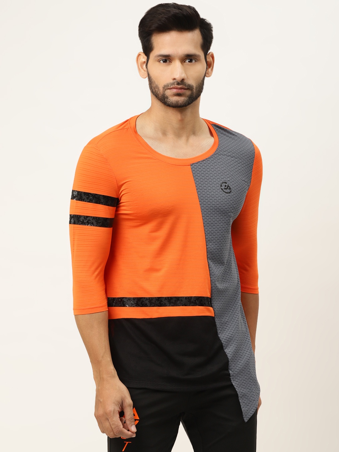 

ACTOHOLIC Men Orange & Grey Colourblocked Asymmetric Round Neck T-shirt