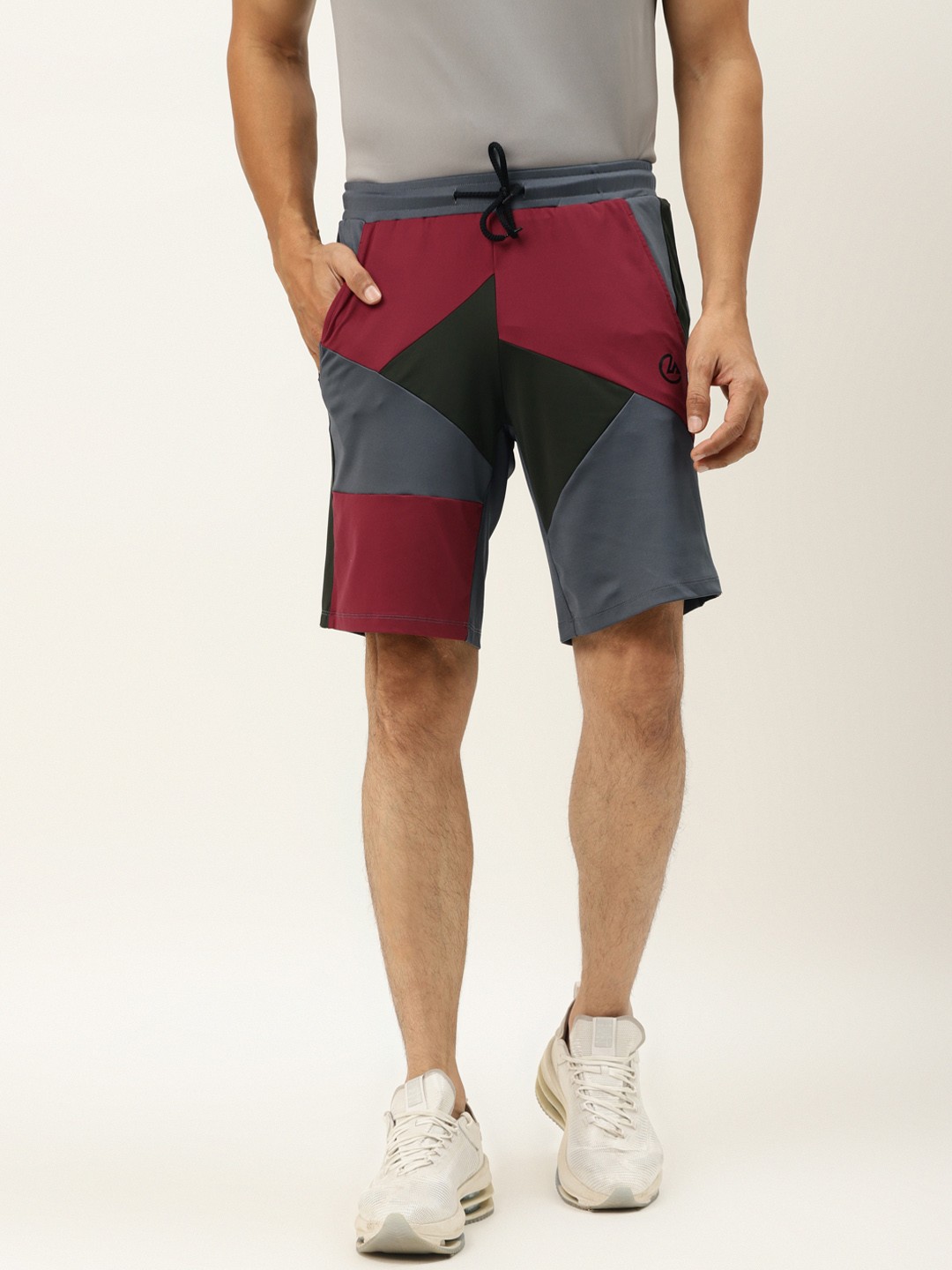 

ACTOHOLIC Men Grey & Maroon Colourblocked Regular Fit Sports Shorts