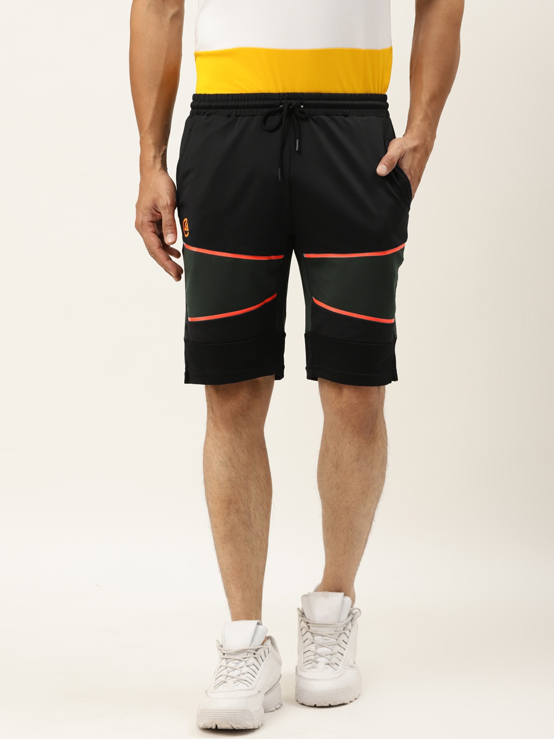 

ACTOHOLIC Men Black & Green Colourblocked Regular Fit Sports Shorts