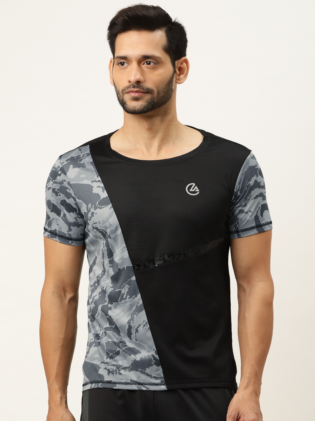 

ACTOHOLIC Men Black & Grey Colourblocked Round Neck T-shirt