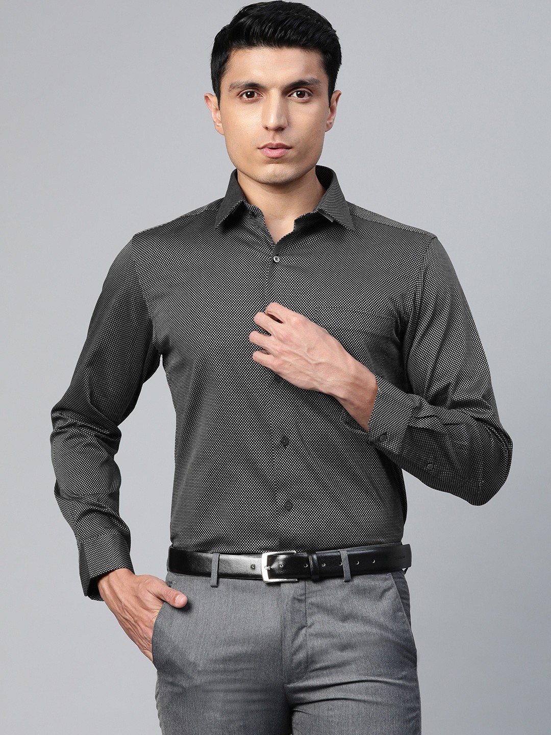 

Arrow Men Black & Grey Regular Fit Self-Design Formal Shirt