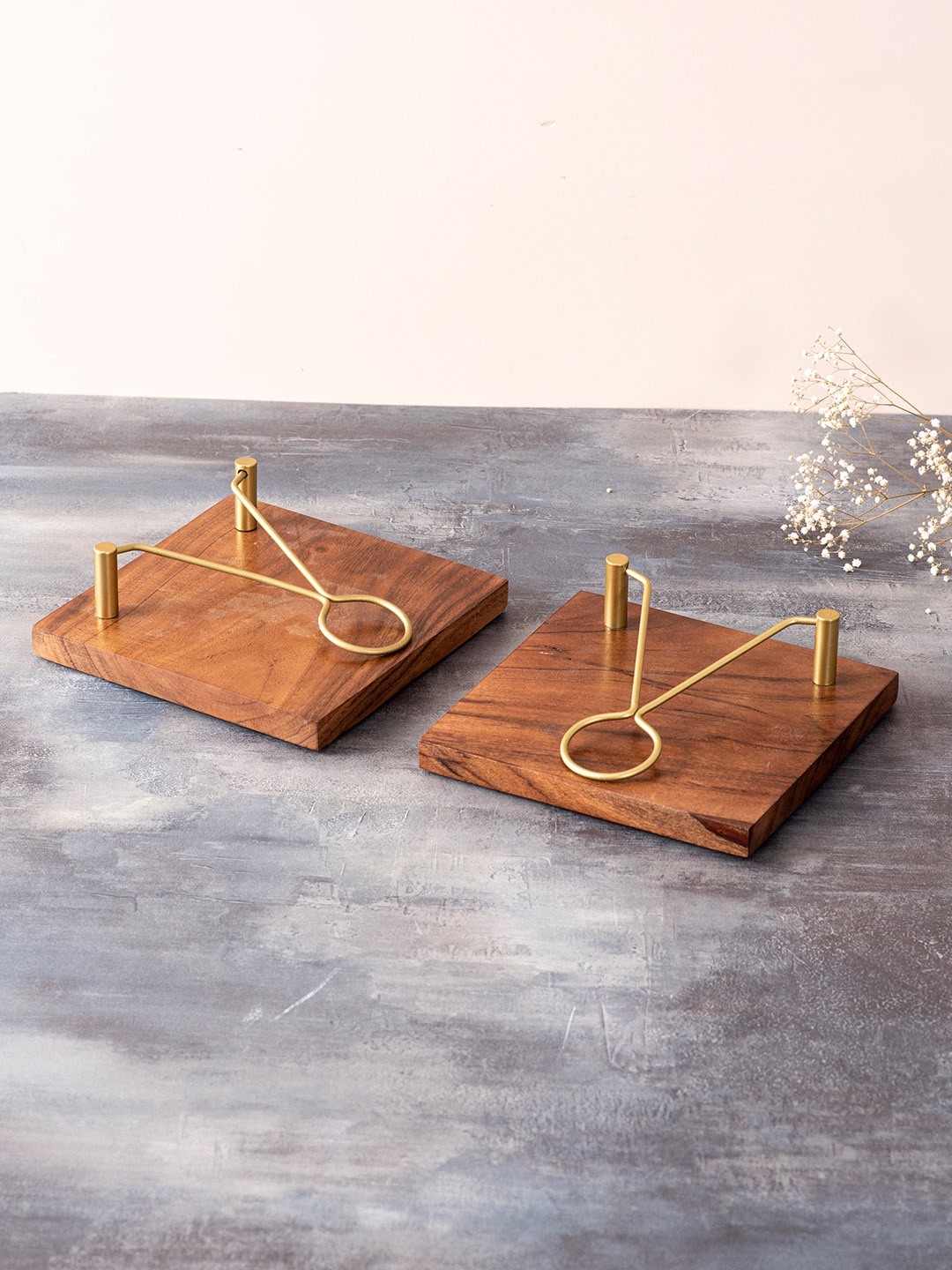 

Sheesham Set of 2 Wood & Iron Napkin Holder Clasps, Brown