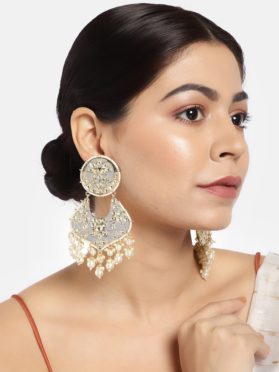 

LAIDA Grey & Gold-Plated Meenakari Handcrafted Crescent Shaped Chandbalis
