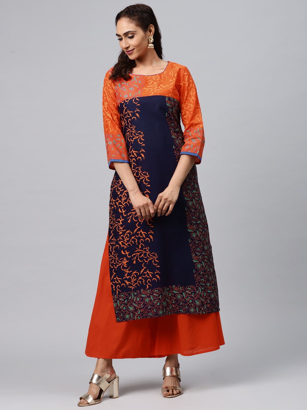 

Akshatani Women Navy Blue & Orange Hand Block Print Straight Kurta