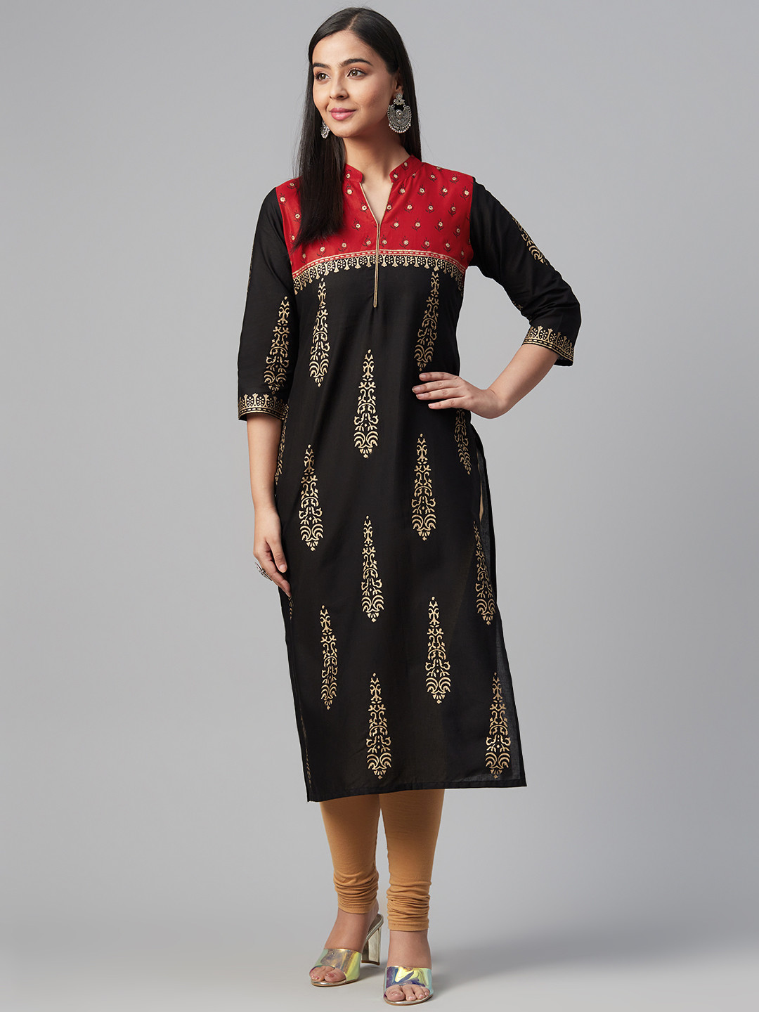 

Akshatani Women Black & Golden Ethnic Motif Hand Block Print Straight Kurta