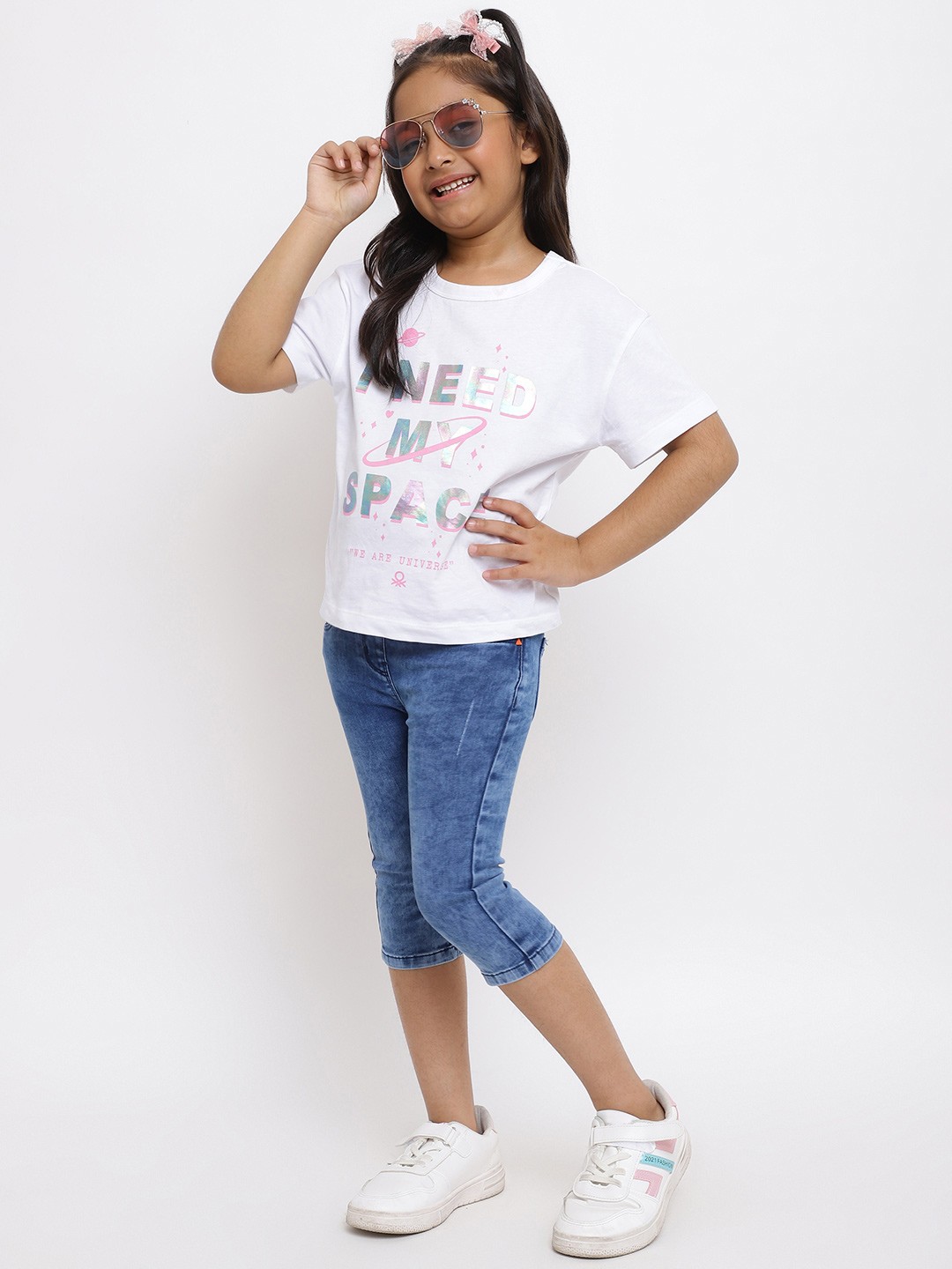

TALES & STORIES Girls Blue Solid Regular Fit Capris