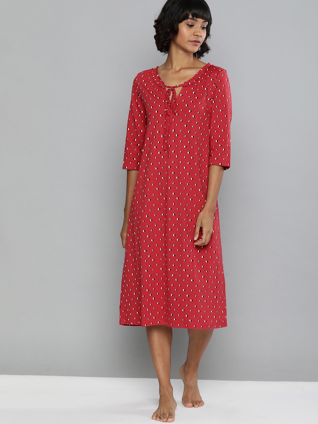 

Chemistry Red Printed Nightdress