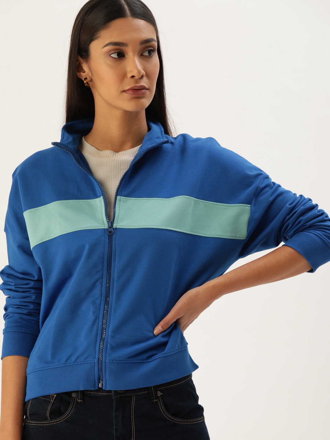 

Flying Machine Women Blue & Green Colourblocked Front-Open Sweatshirt