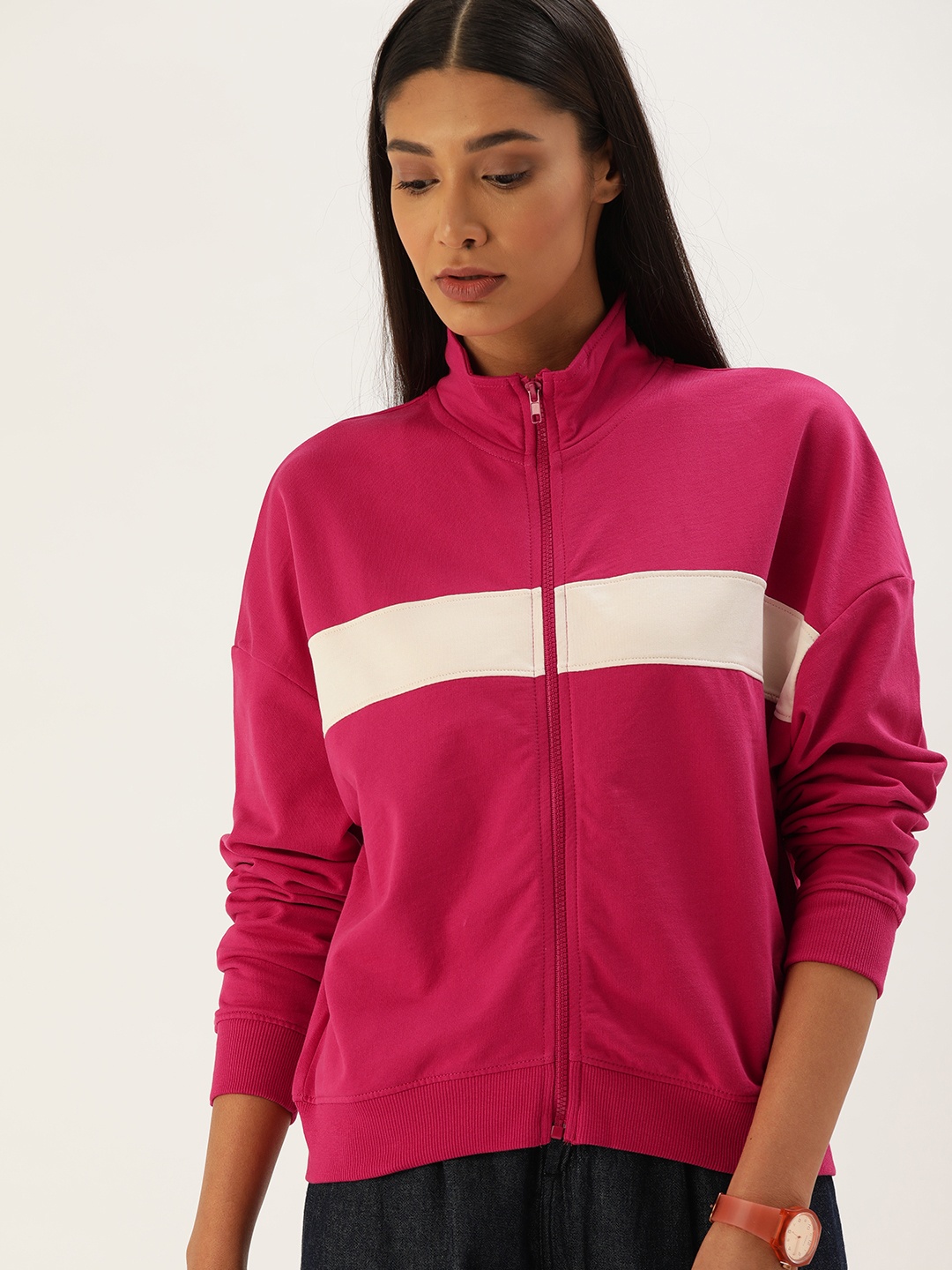 

Flying Machine Women Magenta & White Solid Sweatshirt