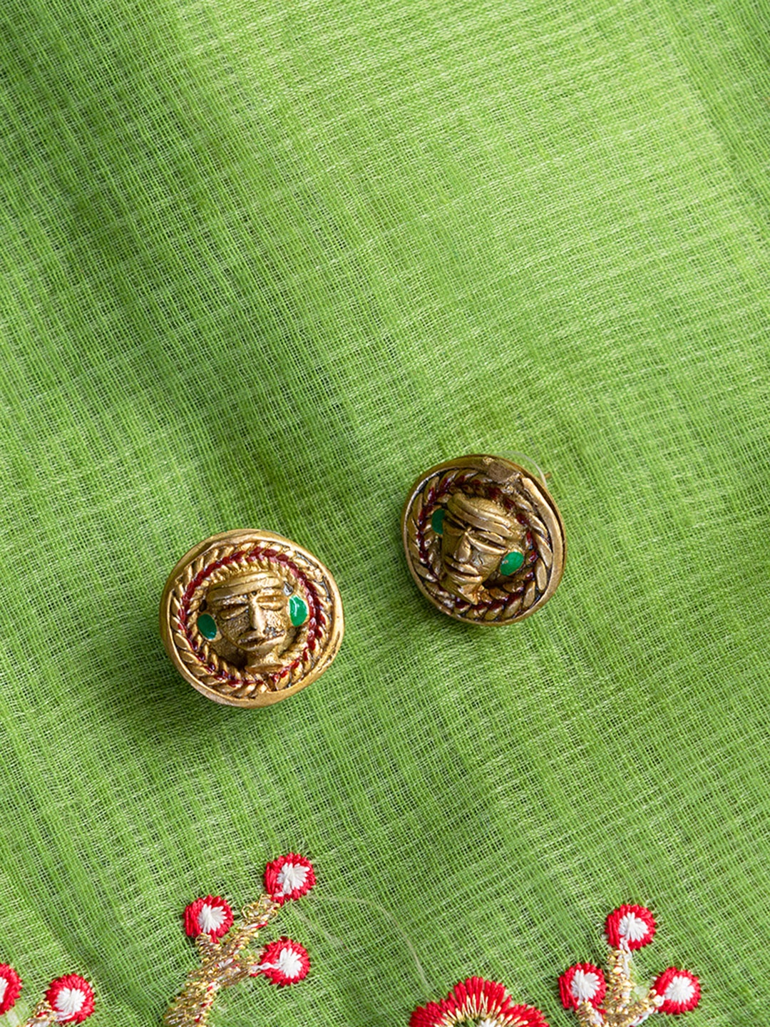 

ExclusiveLane Gold-Toned Circular Handmade Dhokra Art Bohemian Studs Earrings