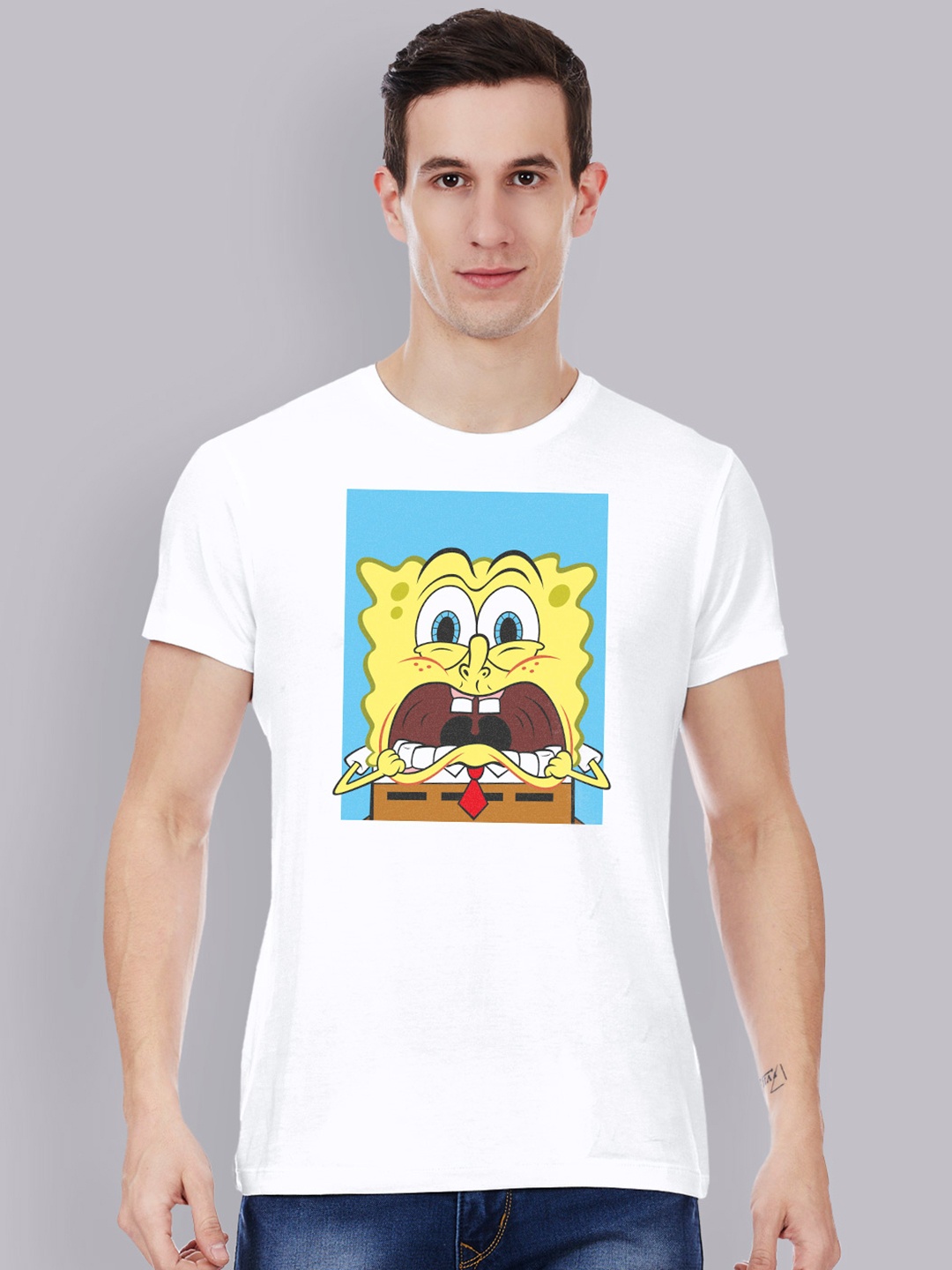

Free Authority Men White Sponge Bob Printed Round Neck T-shirt