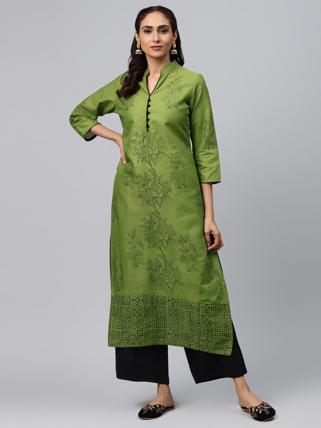 

Akshatani Women Green & Black Hand Block Printed Straight Kurta