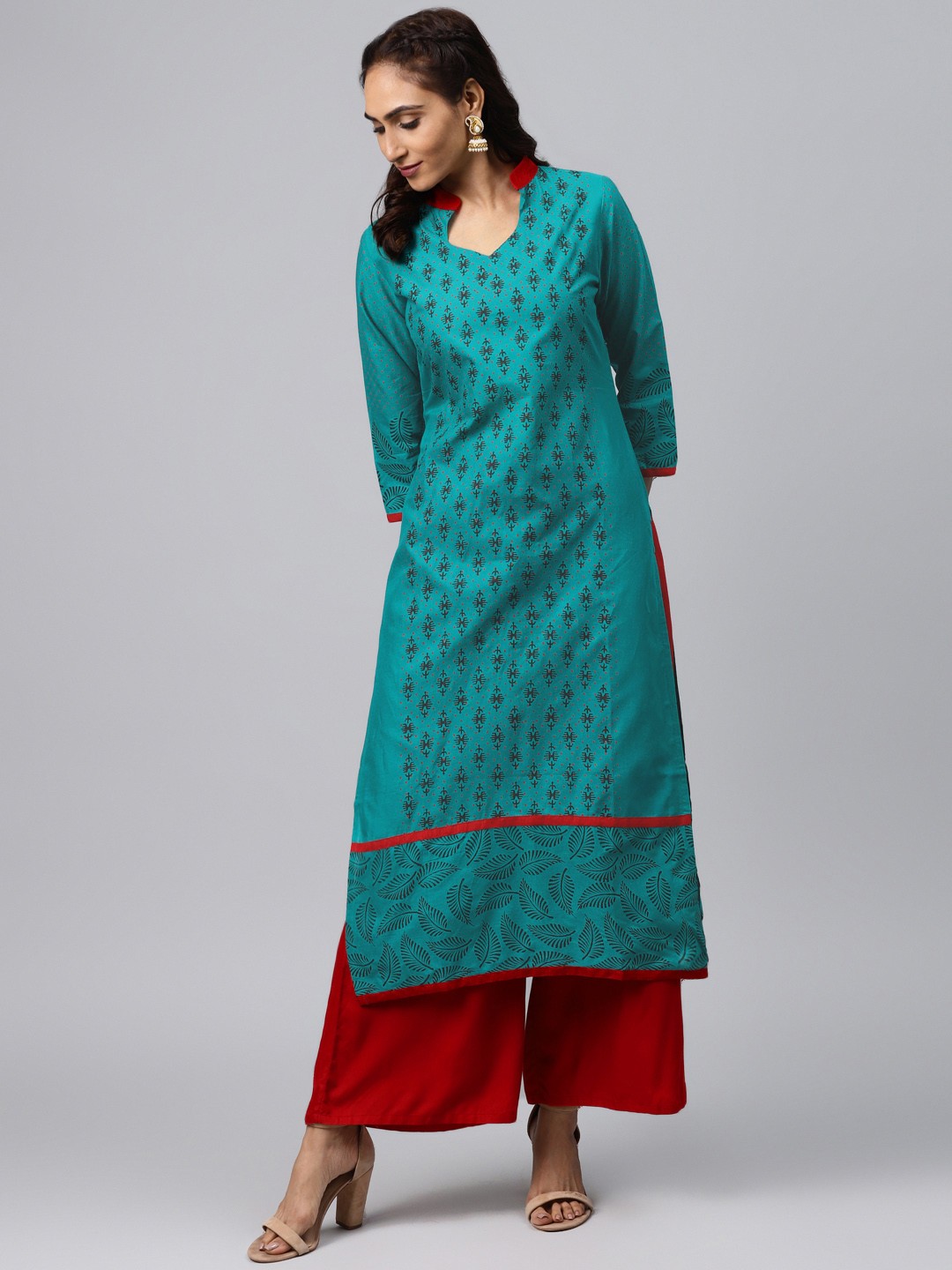 

Akshatani Women Teal Blue & Black Hand Block Print Straight Kurta