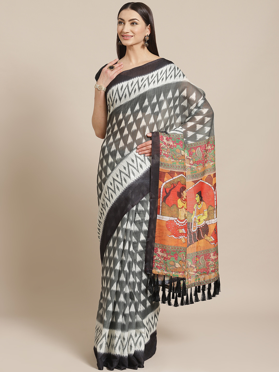 

VASTRANAND Grey & Black Geometric Printed Ikat Designer Saree