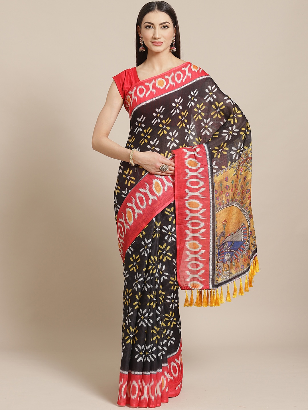 

VASTRANAND Black & White Floral Print Ikat Saree