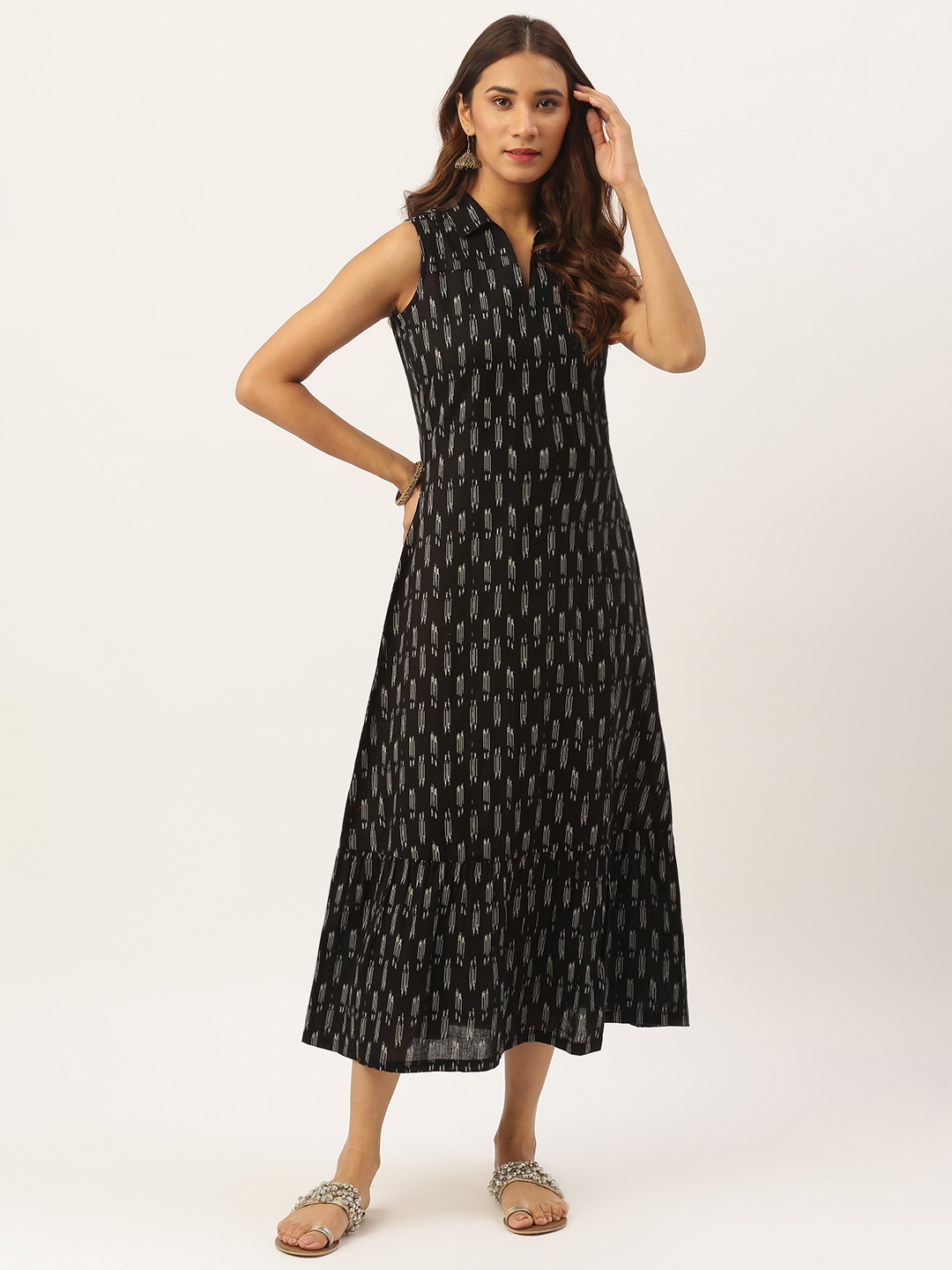 

Aayna Black & Off White Ethnic Maxi Dress