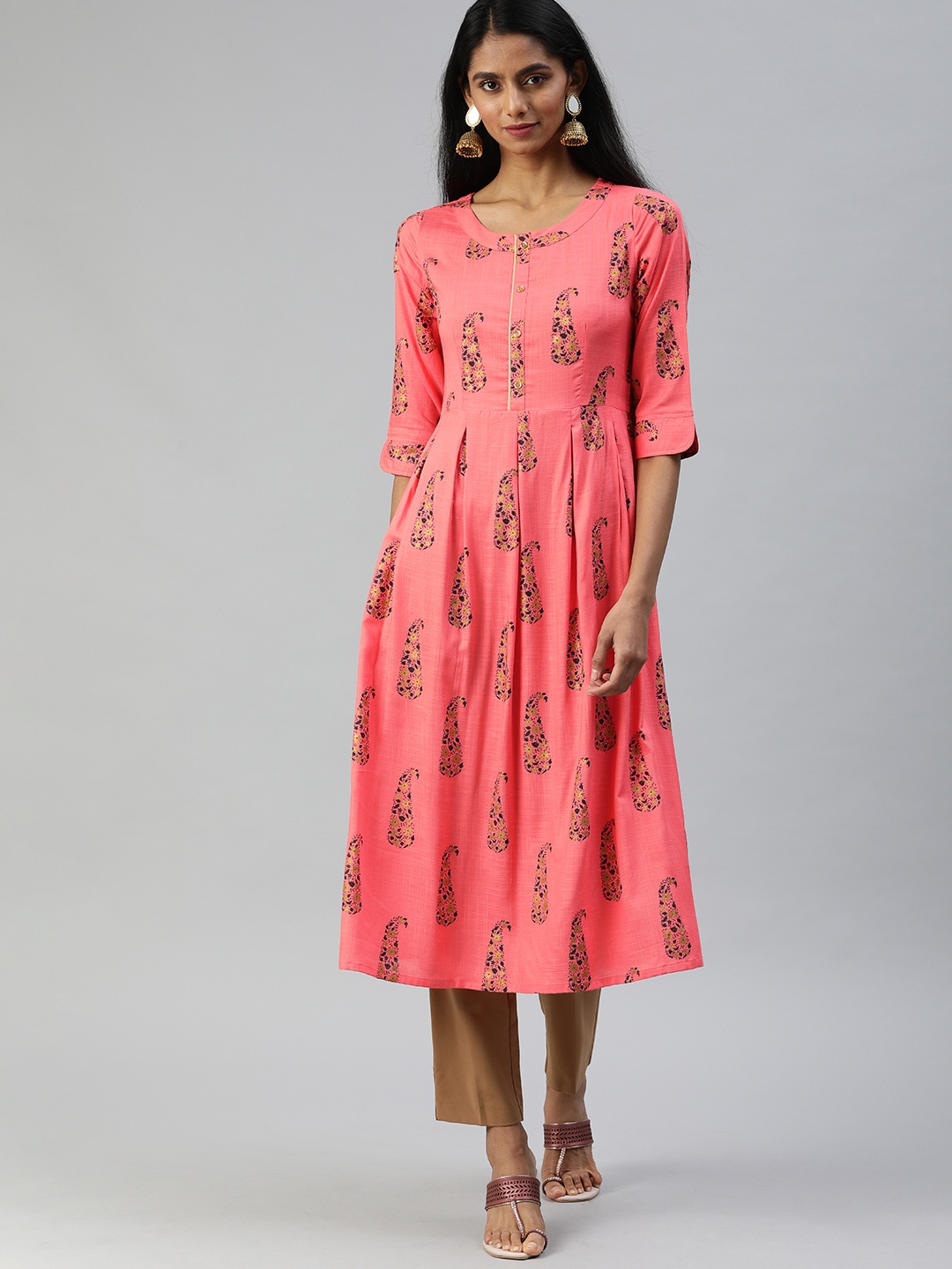 

Alena Women Coral Pink & Black Foil Paisley Printed Pleated A-Line Kurta