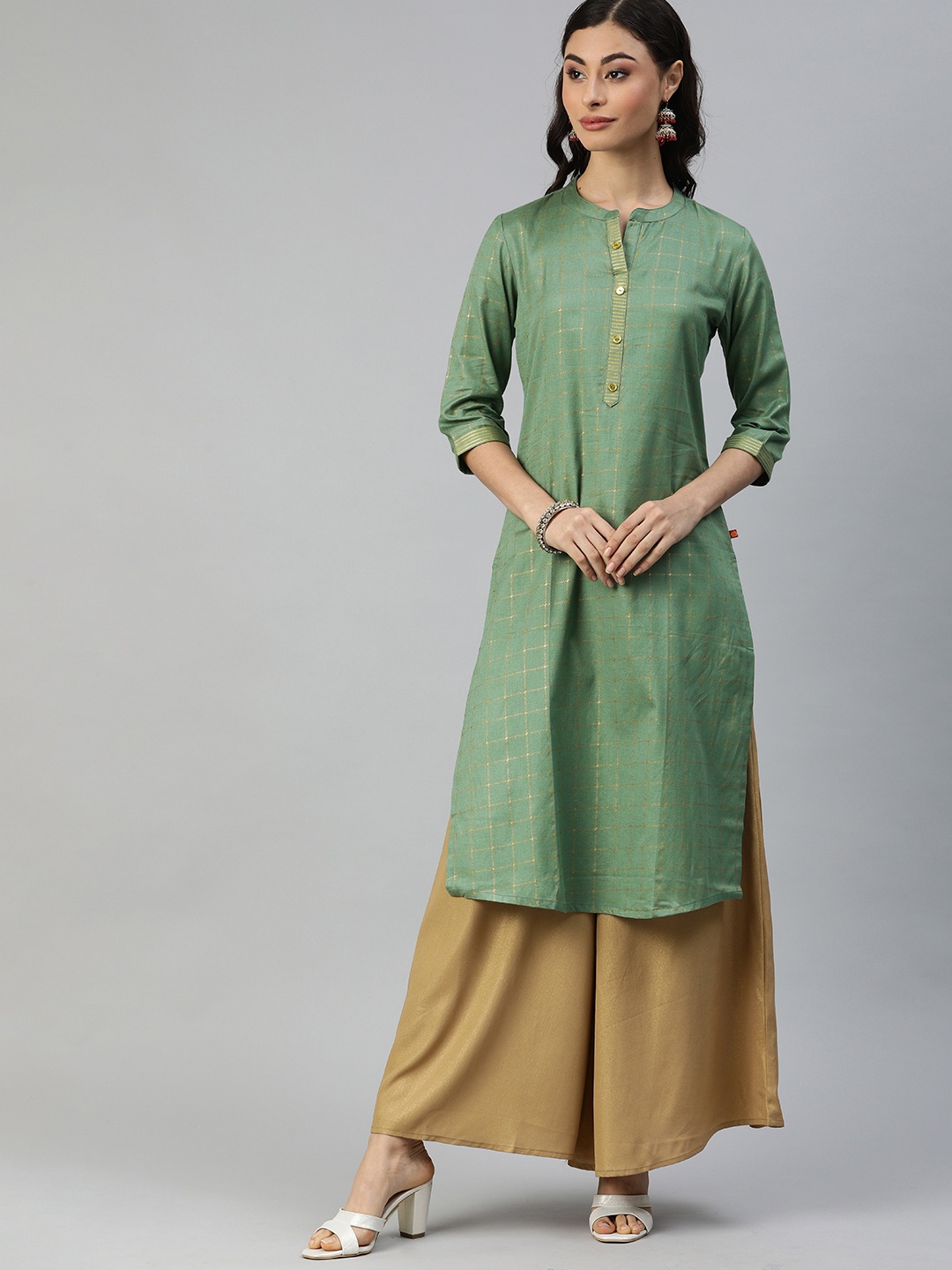 

Alena Women Green & Gold-Toned Foil Printed Straight Kurta