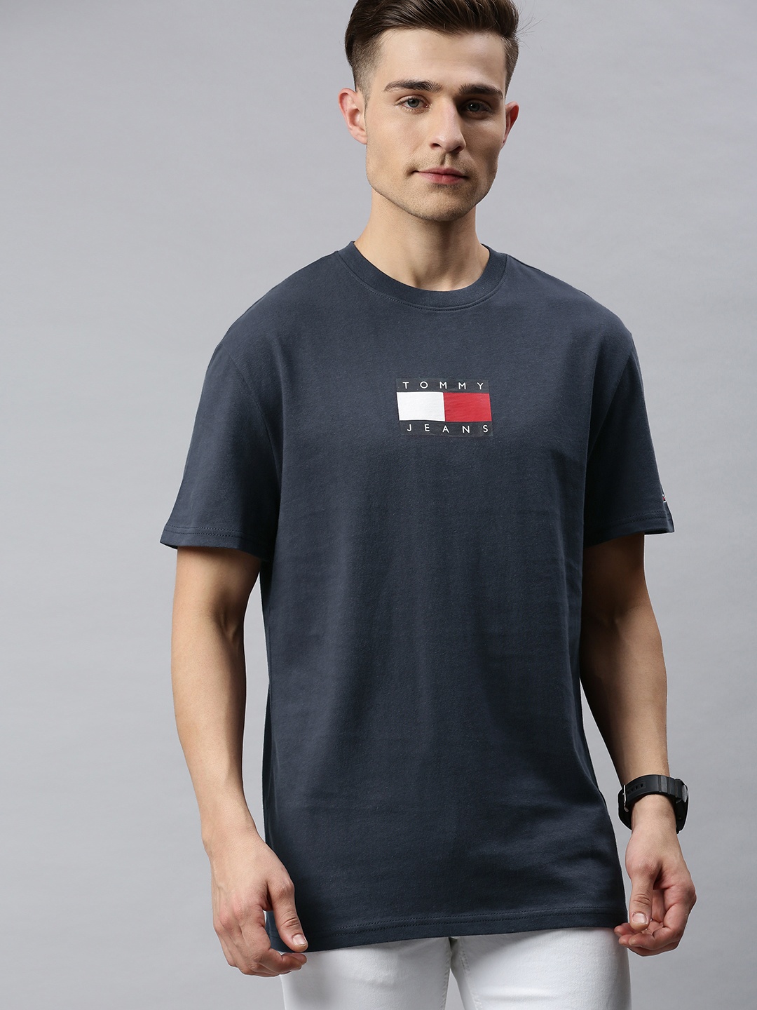 

Tommy Hilfiger Men Navy Blue Printed Round Neck Pure Cotton T-shirt