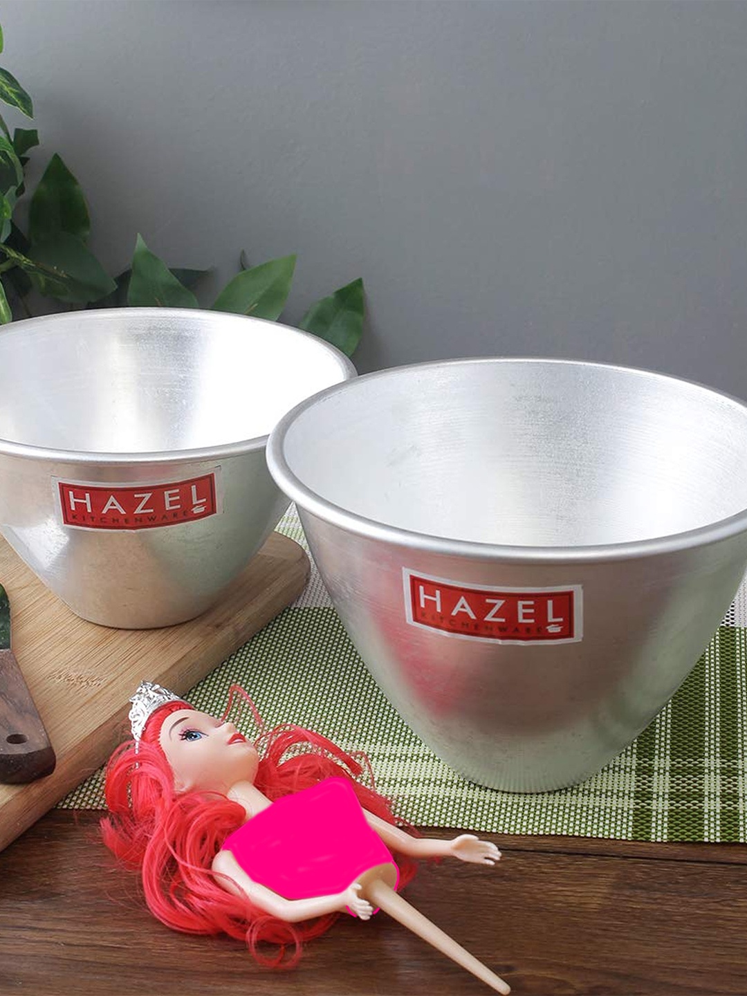 

HAZEL Set Of 2 Silver-Toned Aluminium Doll Frock Cake Mould