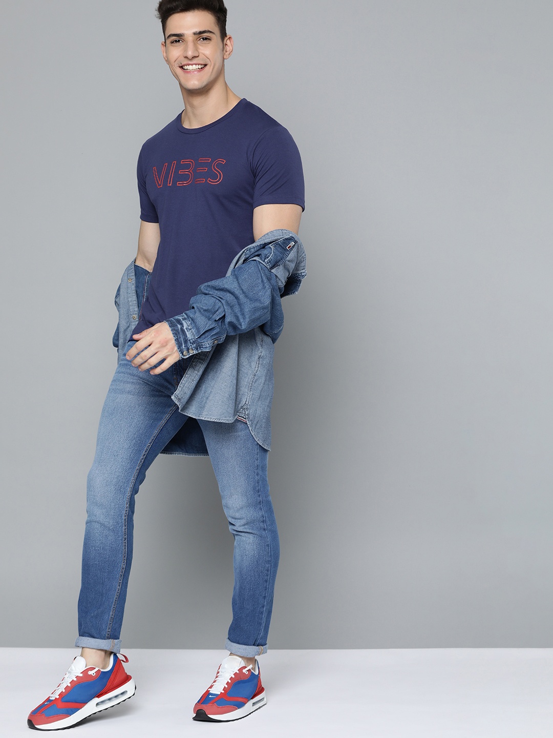 

HERE&NOW Men Navy Blue & Red Cotton Typography Printed T-shirt