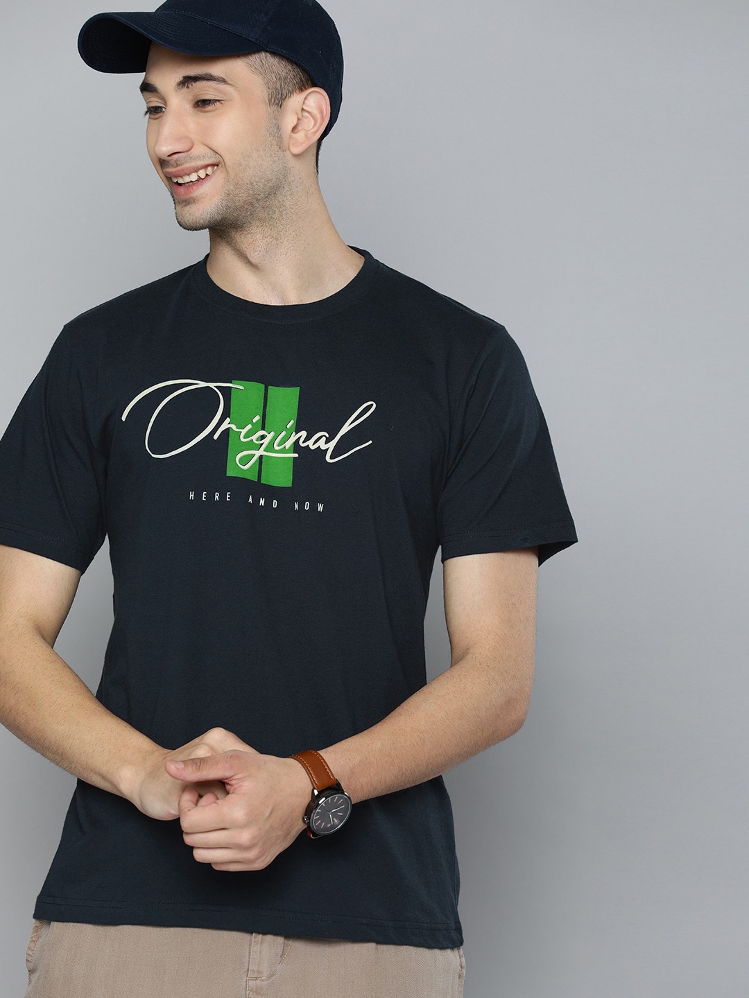 

HERE&NOW Men Navy Blue Printed Round Neck T-shirt