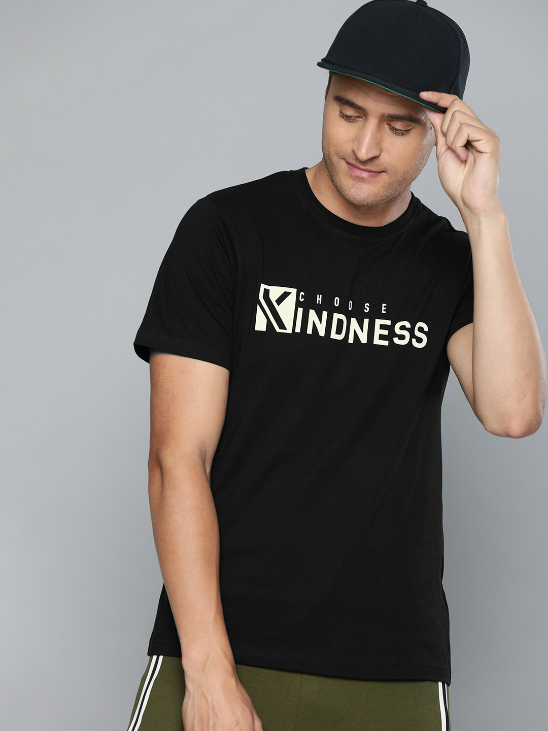 

HERE&NOW Men Black Printed Round Neck T-shirt