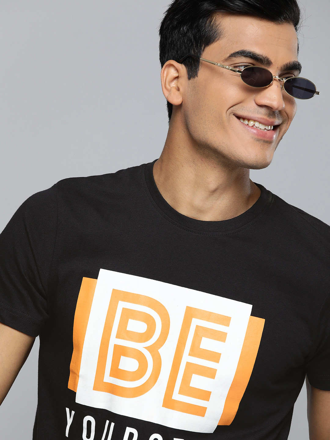 

HERENOW Men Black White Typography Print Round Neck Pure Cotton T-shirt
