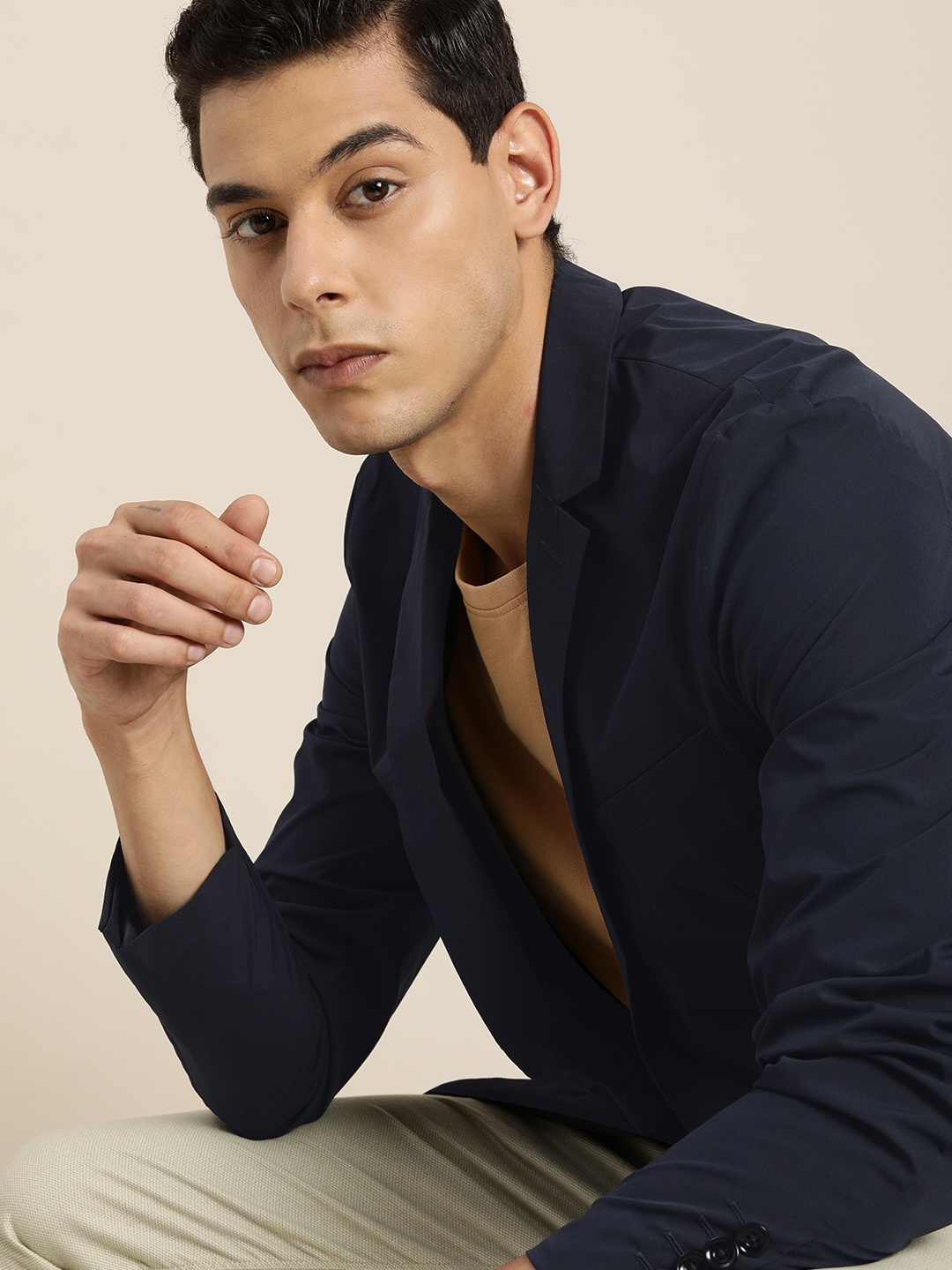 

INVICTUS Men Navy Blue Solid Slim Fit Single Breasted Blazers