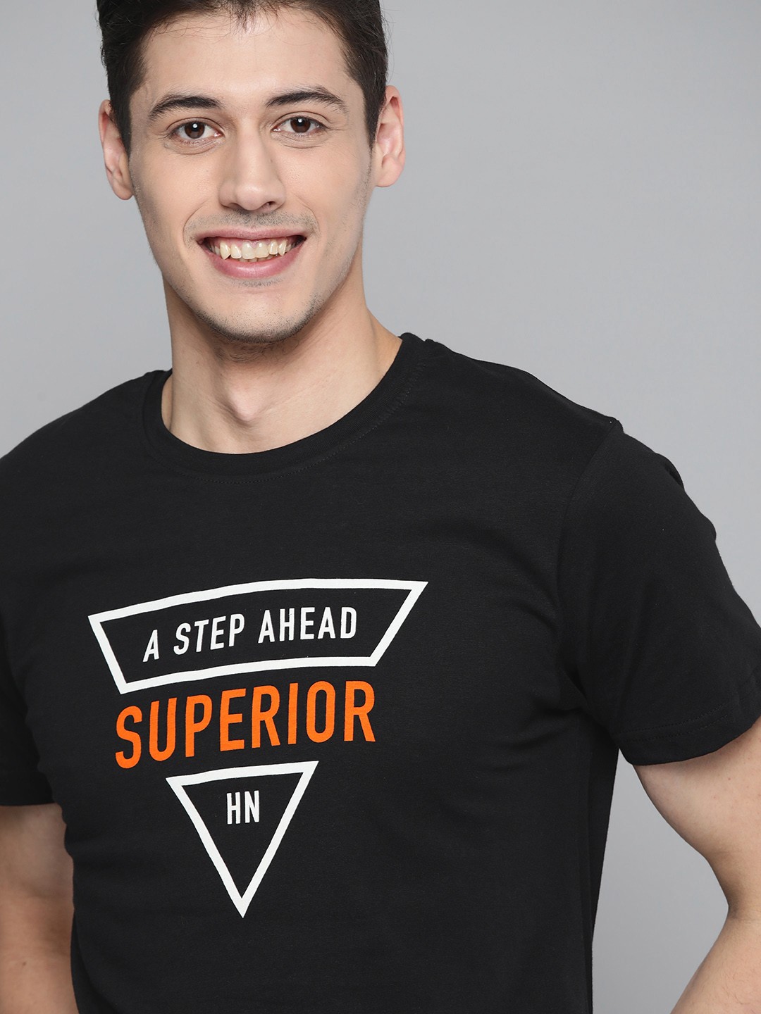 

HERENOW Men Black Printed Round Neck Pure Cotton T-shirt