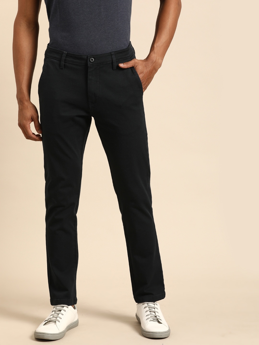 

ether Men Black Regular Fit Solid Bi-Stretch Chinos