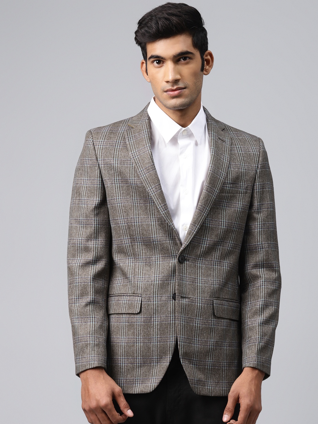 

Raymond Men Beige & Blue Checked Single-Breasted Contemporary Fit Formal Blazer