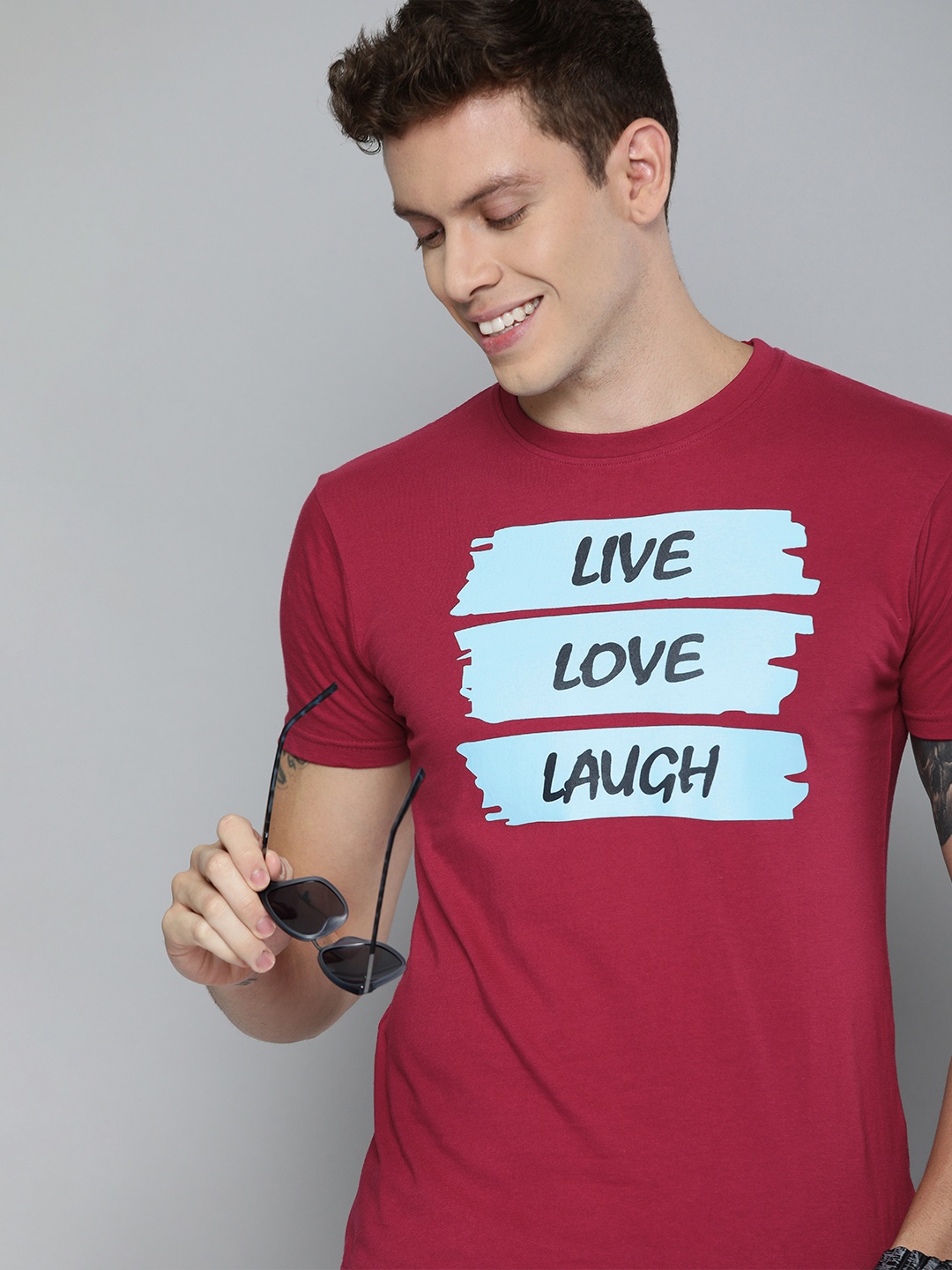 

HERENOW Men Maroon Printed Round Neck Pure Cotton T-shirt