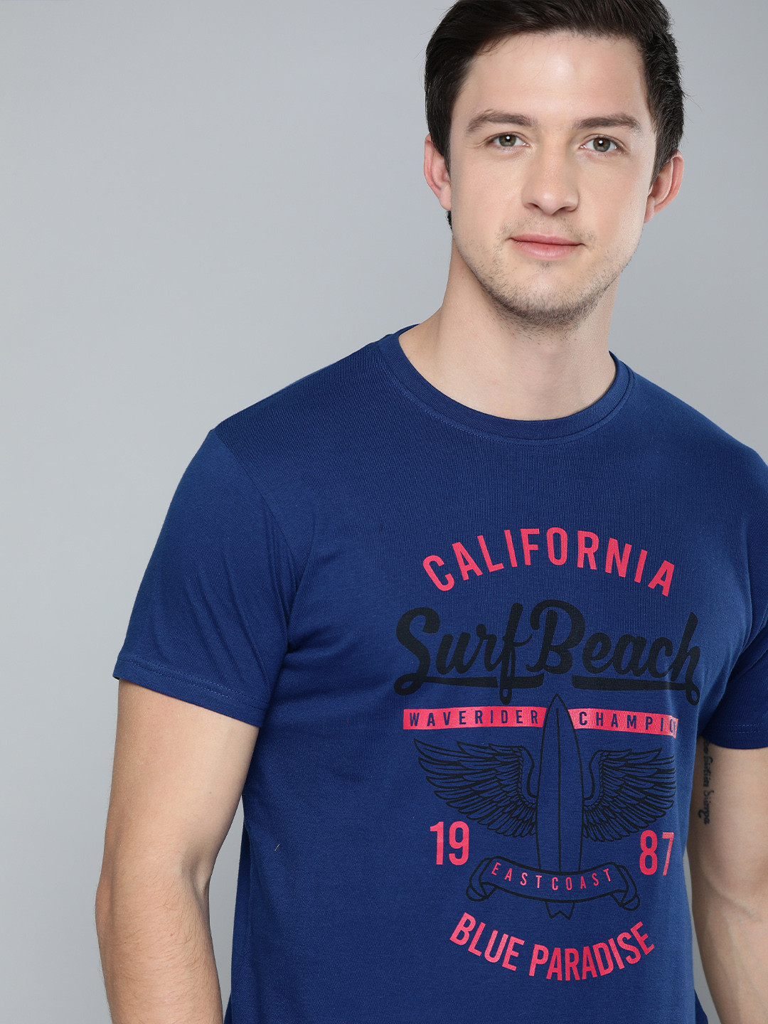 

HERENOW Men Blue Printed Round Neck Pure Cotton T-shirt