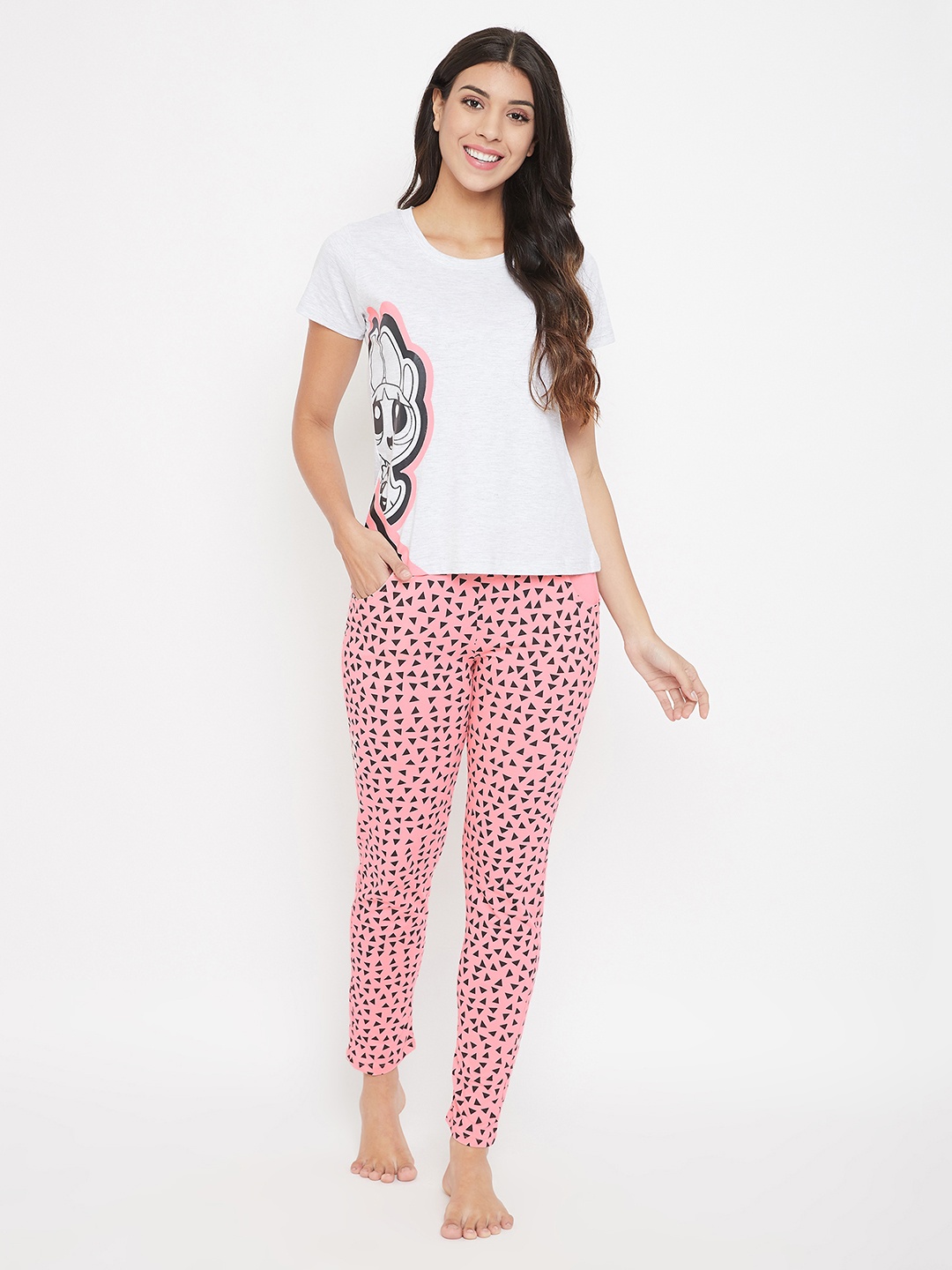 

Clovia Women Grey & Pink Printed Night Suit LS0413A013