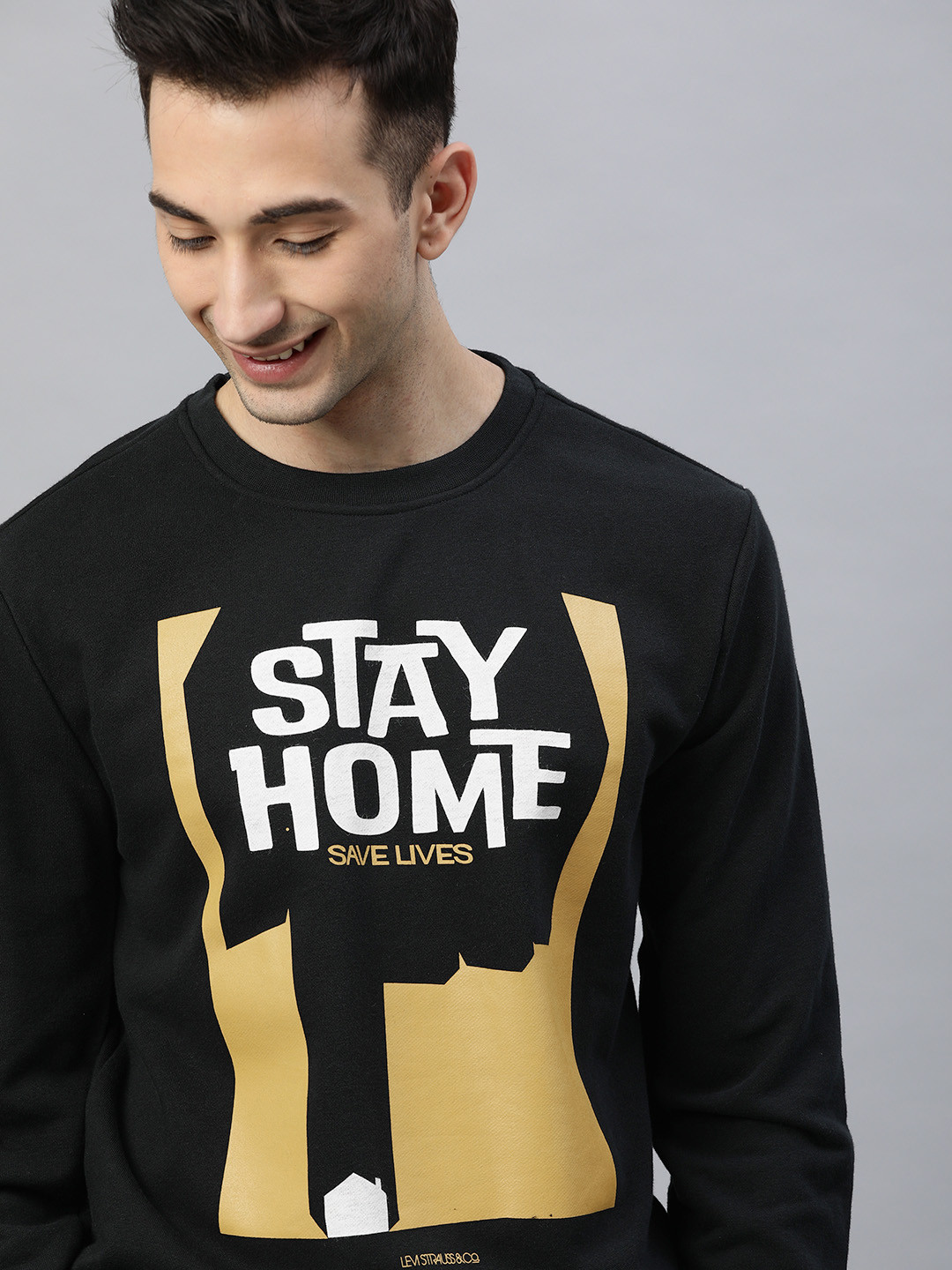 

Levis Men Black & Beige Stay Home Printed Sweatshirt