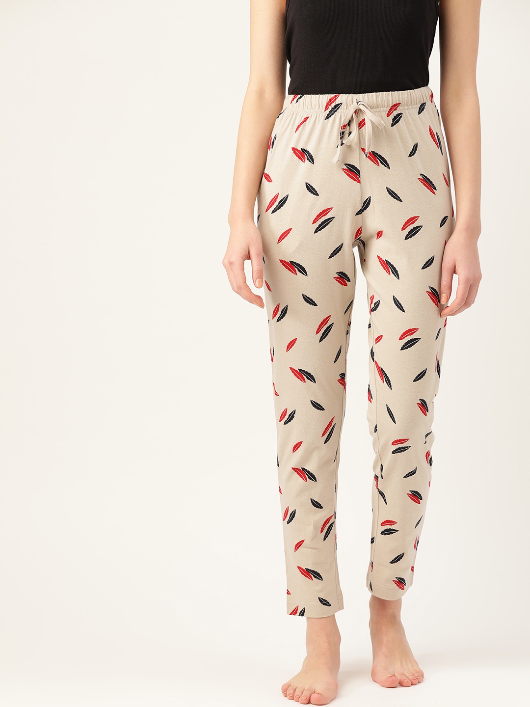 

ETC Women Beige & Black Pure Cotton Leaf Print Crop Lounge Pants