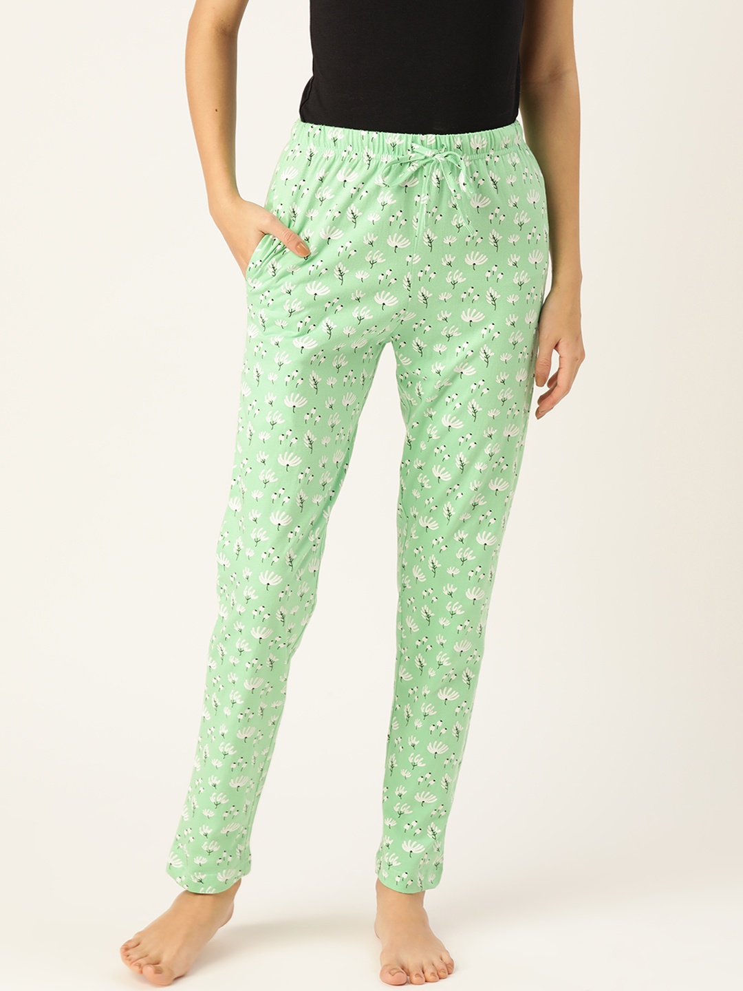 

ETC Women Green & White Floral Print Pure Cotton Lounge Pants