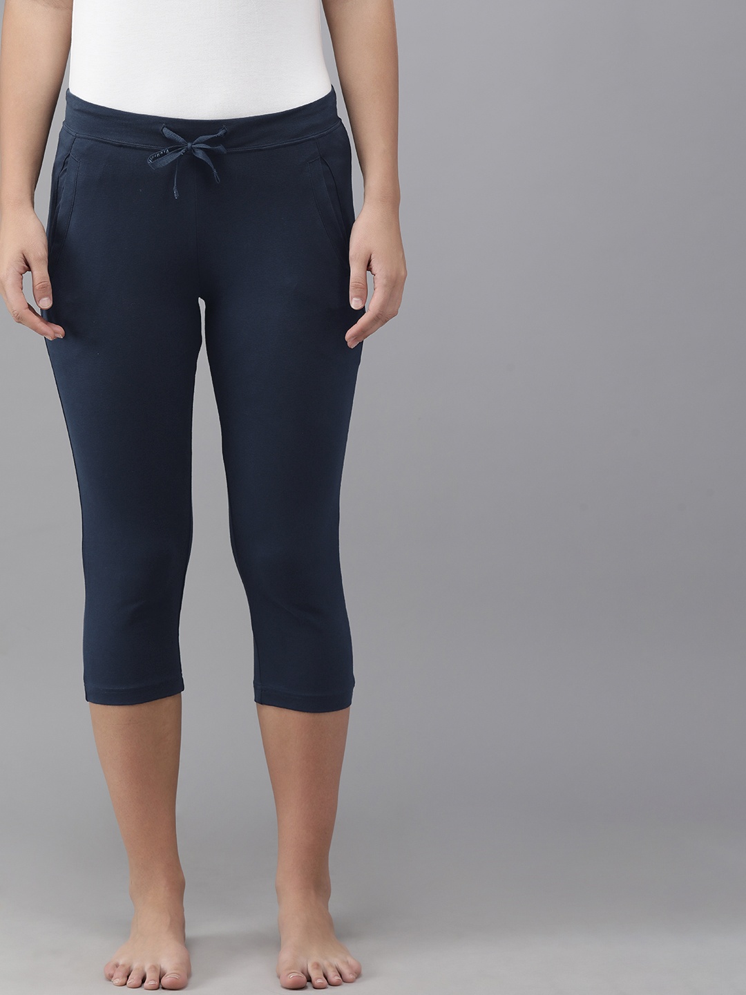 

Van Heusen Women Smart Tech Easy Stain Release Lounge Capris, Navy blue