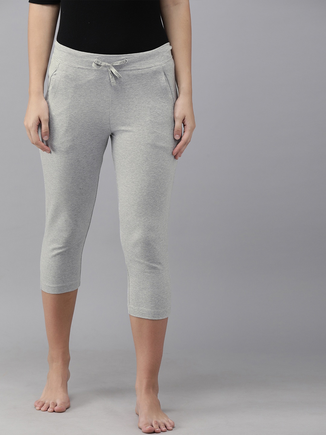 

Van Heusen Woman Women Smart Tech Easy Stain Release Lounge Capris, Grey melange