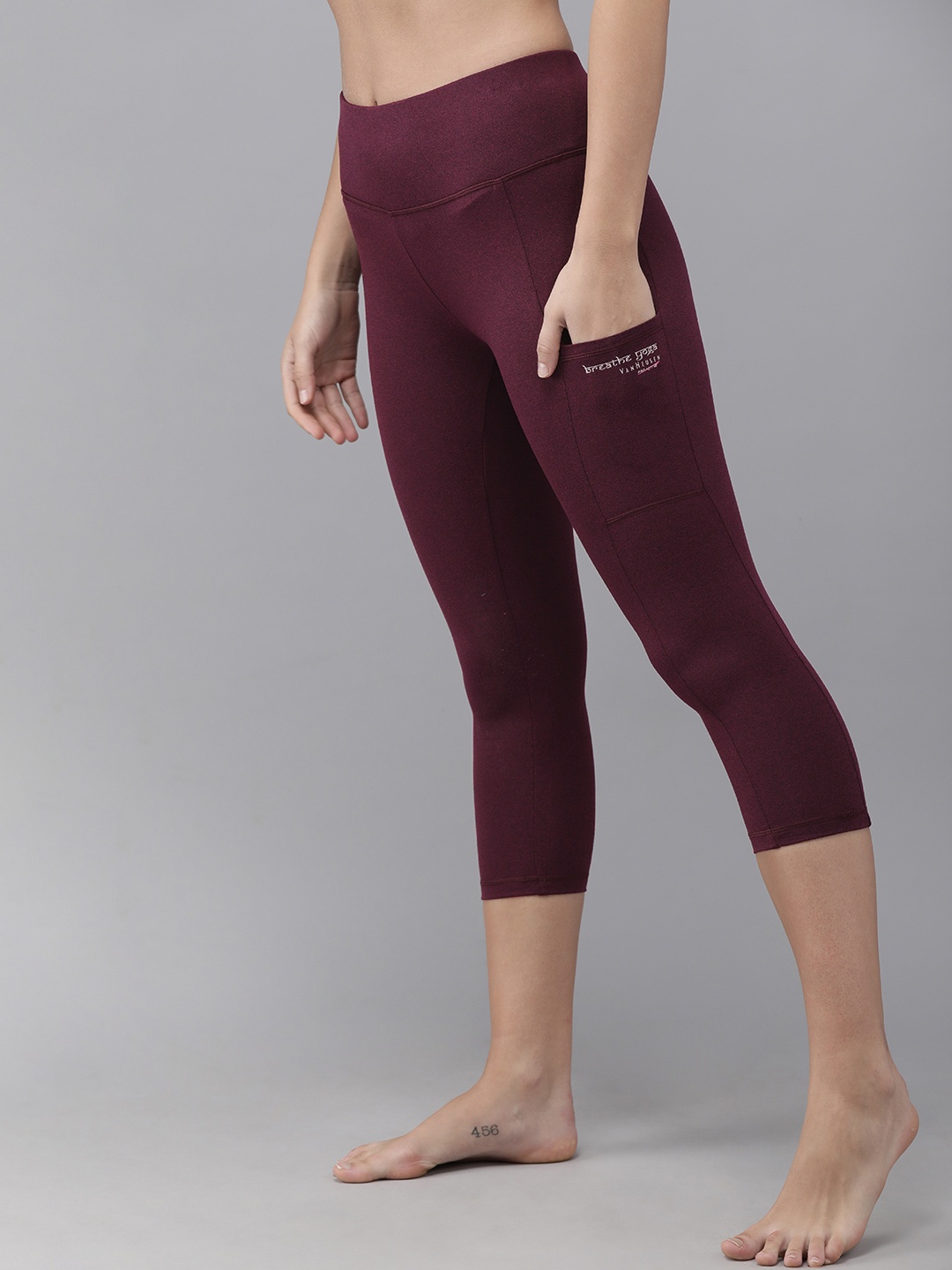 

Van Heusen Woman Solid Yoga Capris, Burgundy