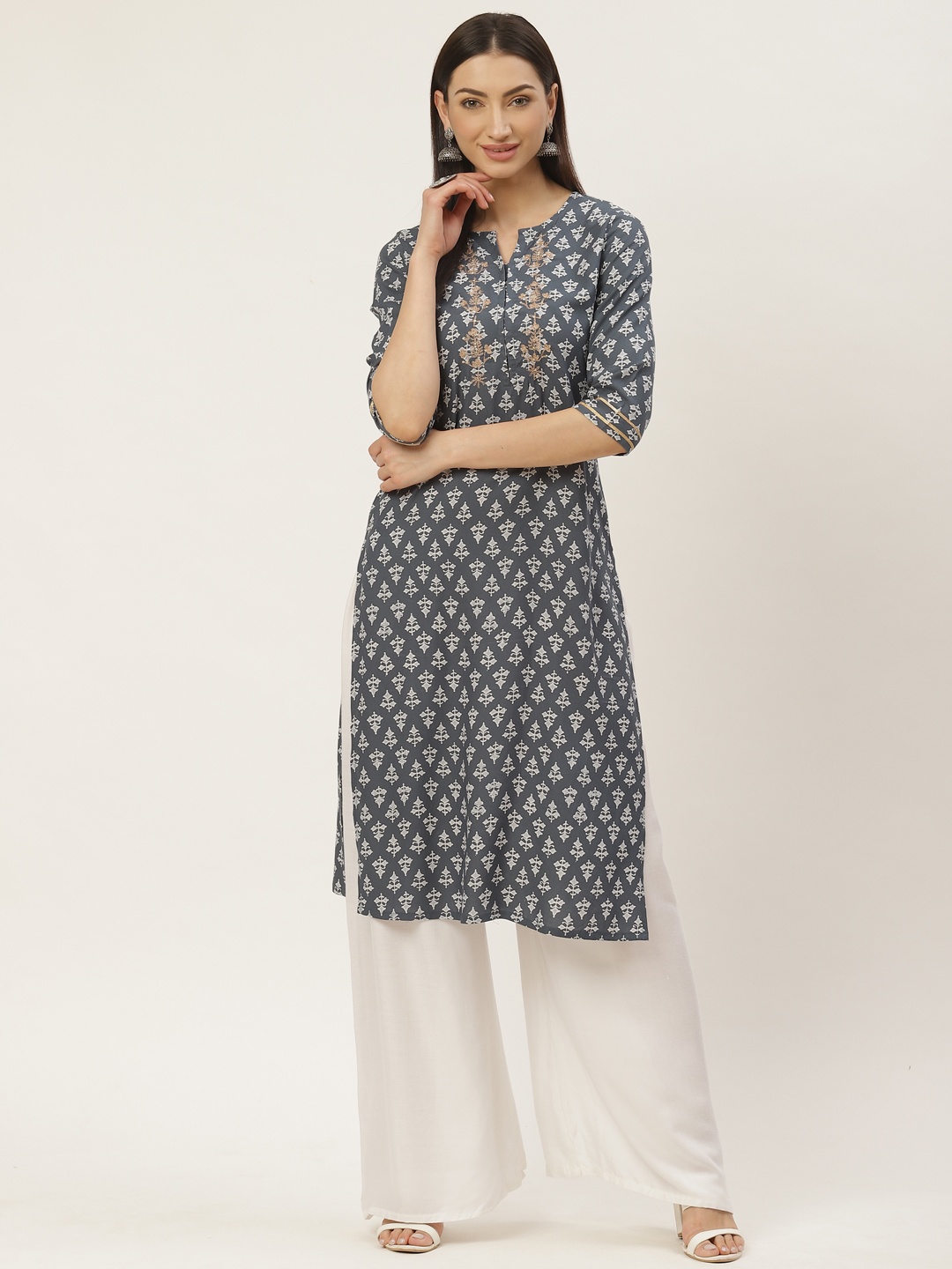

Maaesa Women Grey & White Printed Straight Kurta